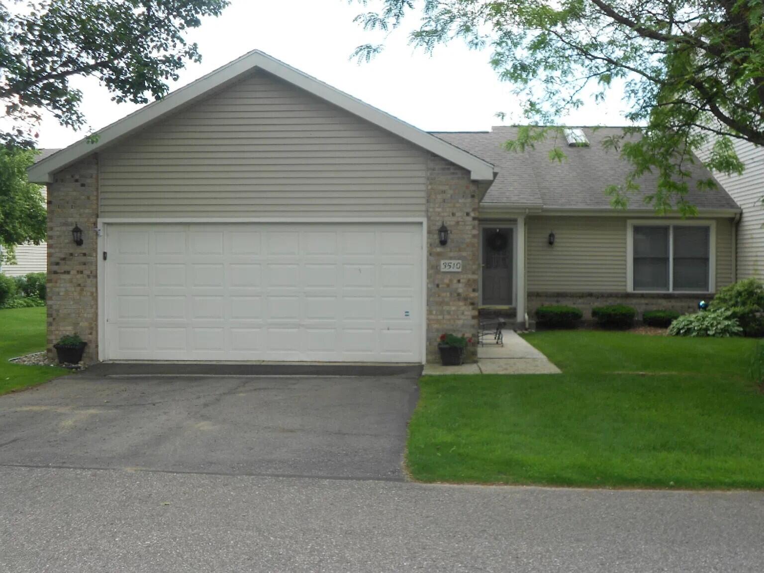 3510 Woodbridge Lane Unit: Unit 100 — photo