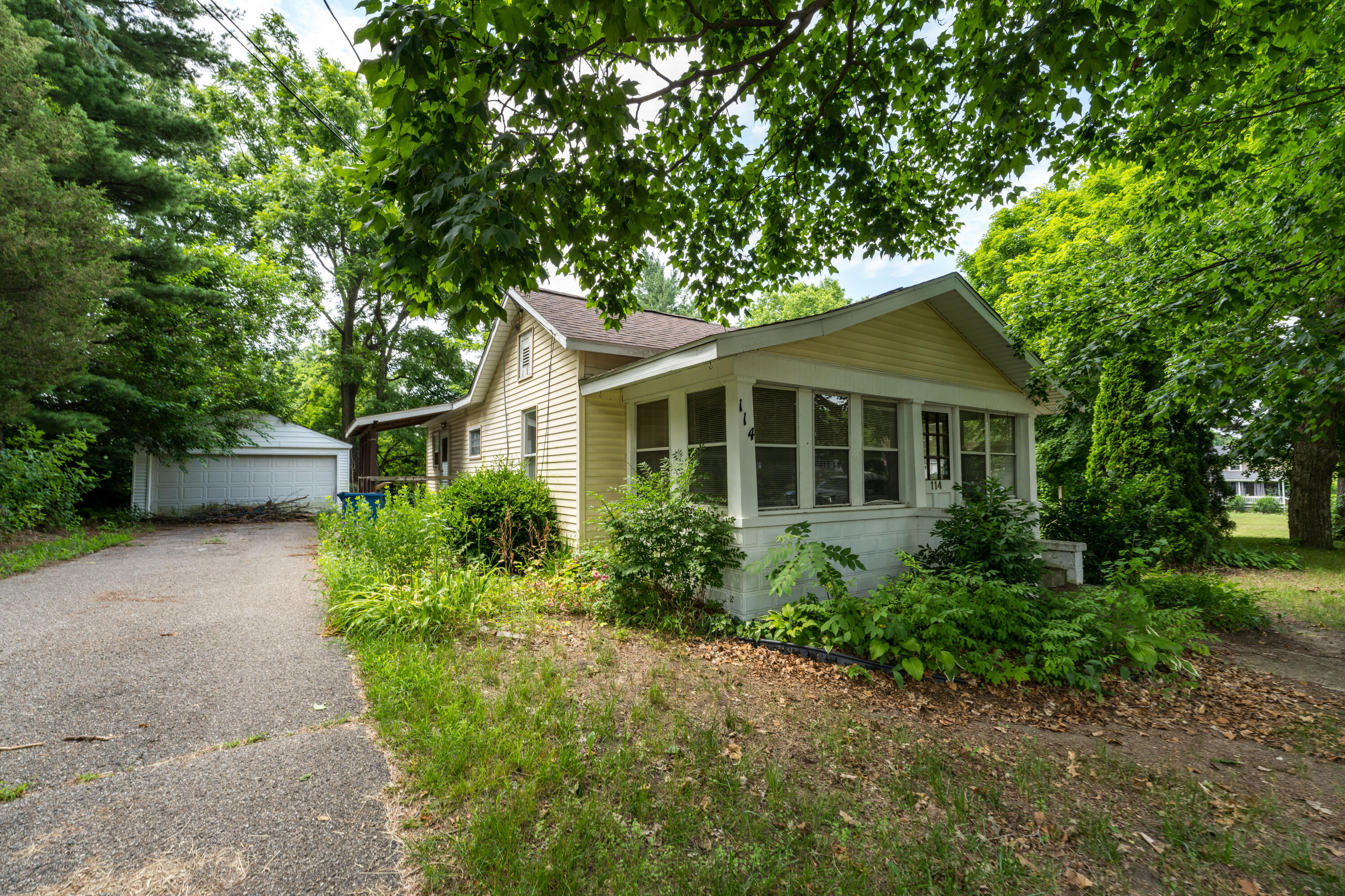 114 Mason Street, Decatur, MI 49045