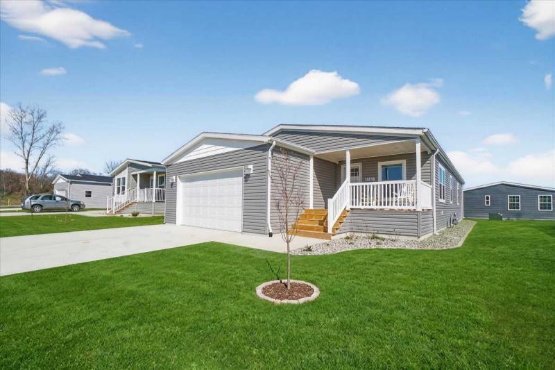 1161 Winfield Lane — photo