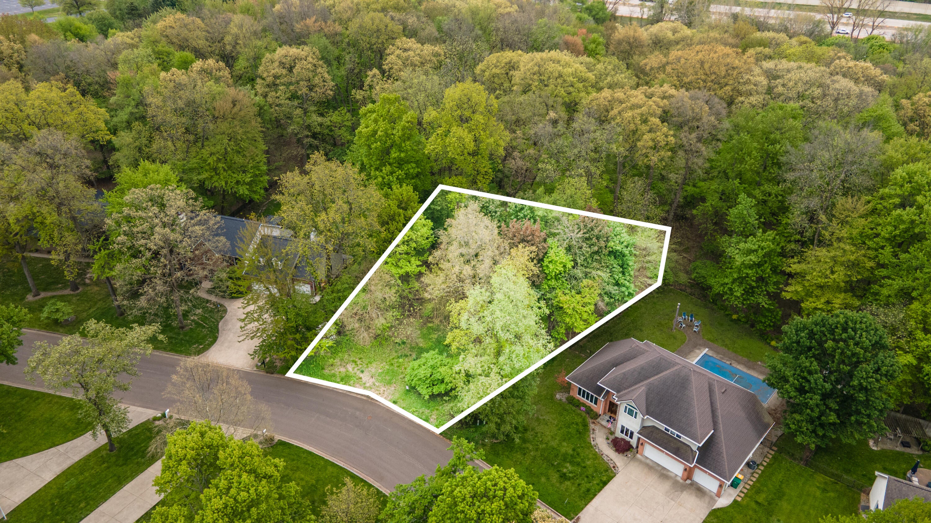 3025 Bryn Mawr Drive — photo