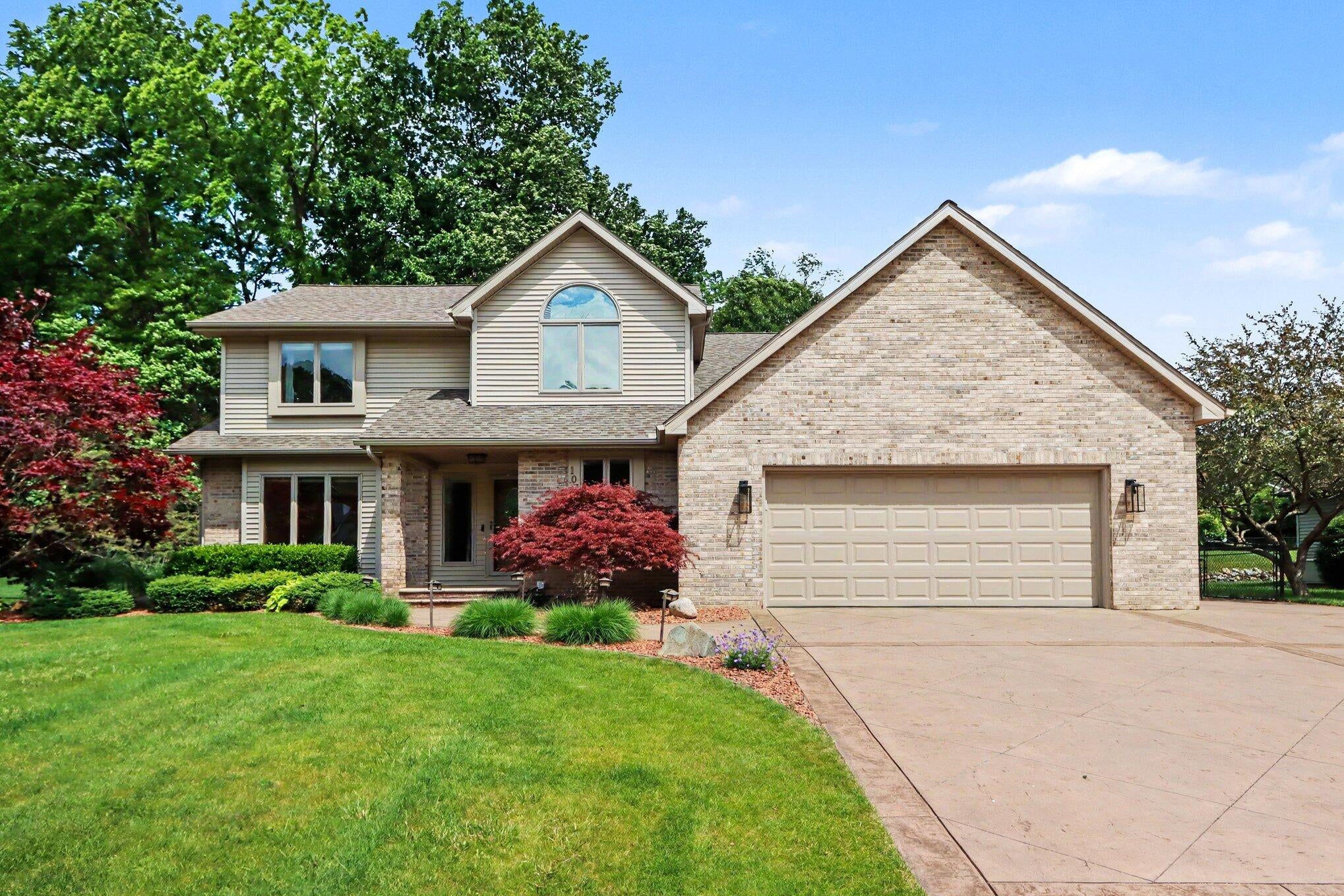107 Westchester Way — photo