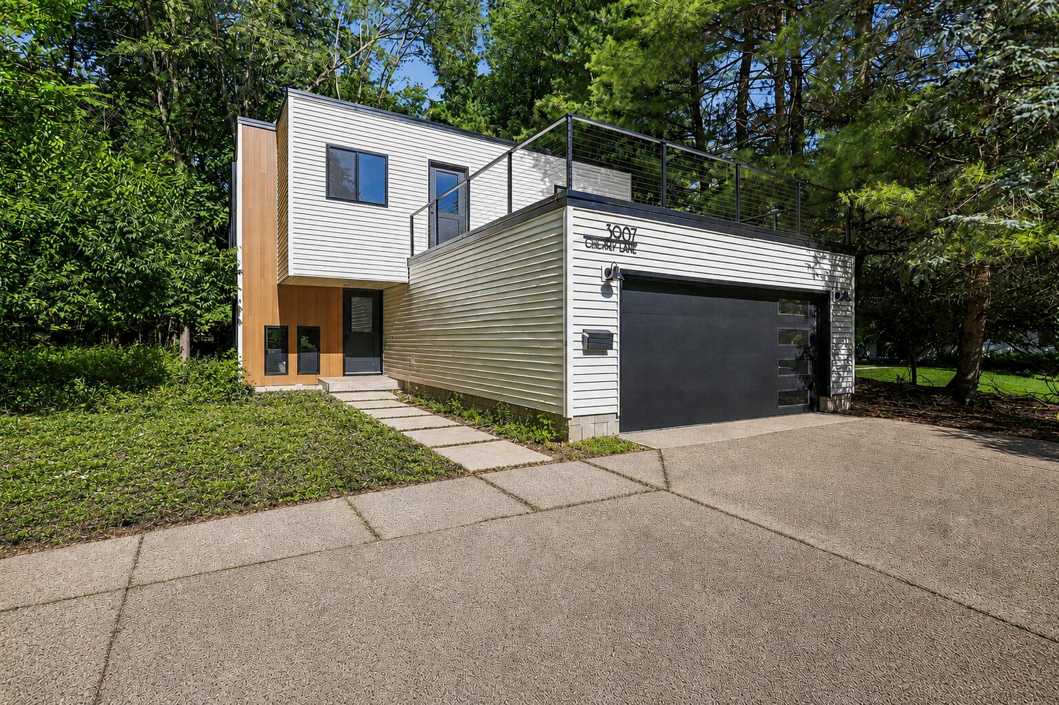 3907 Cricket Lane — photo