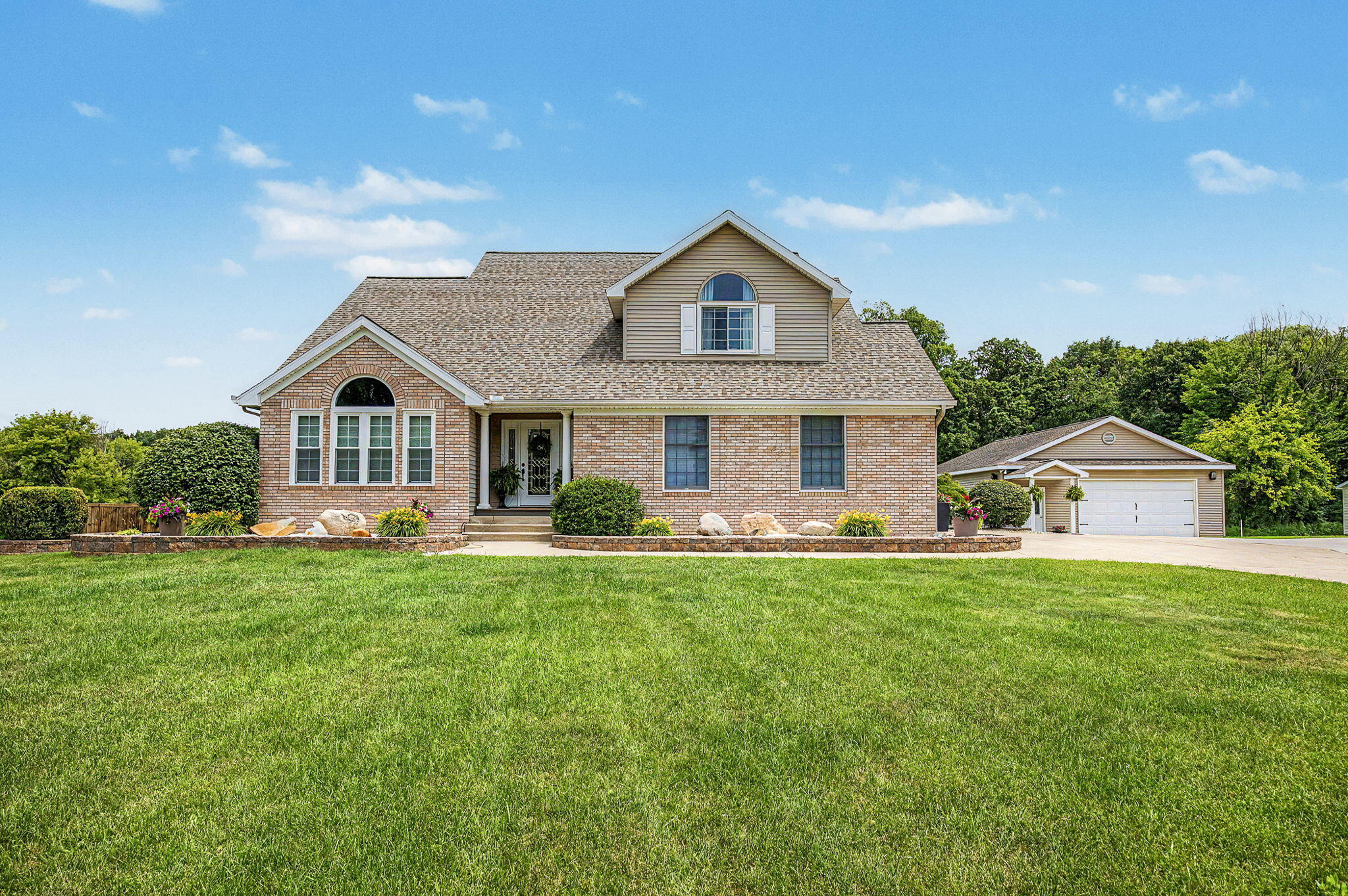 6844 Napoleon Road, Jackson, MI 49201 — photo 2