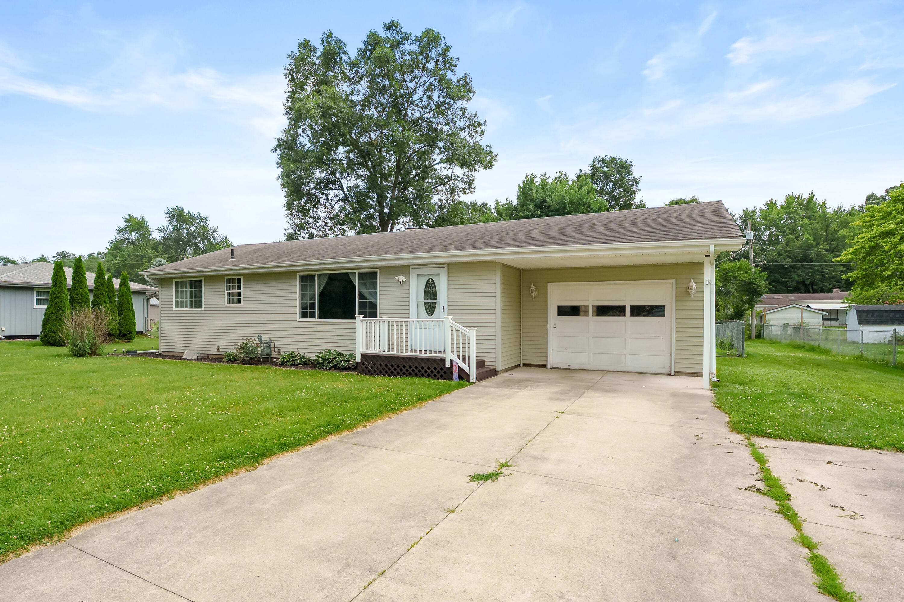 17175 Moorepark Road, Three Rivers, MI 49093 — photo 3
