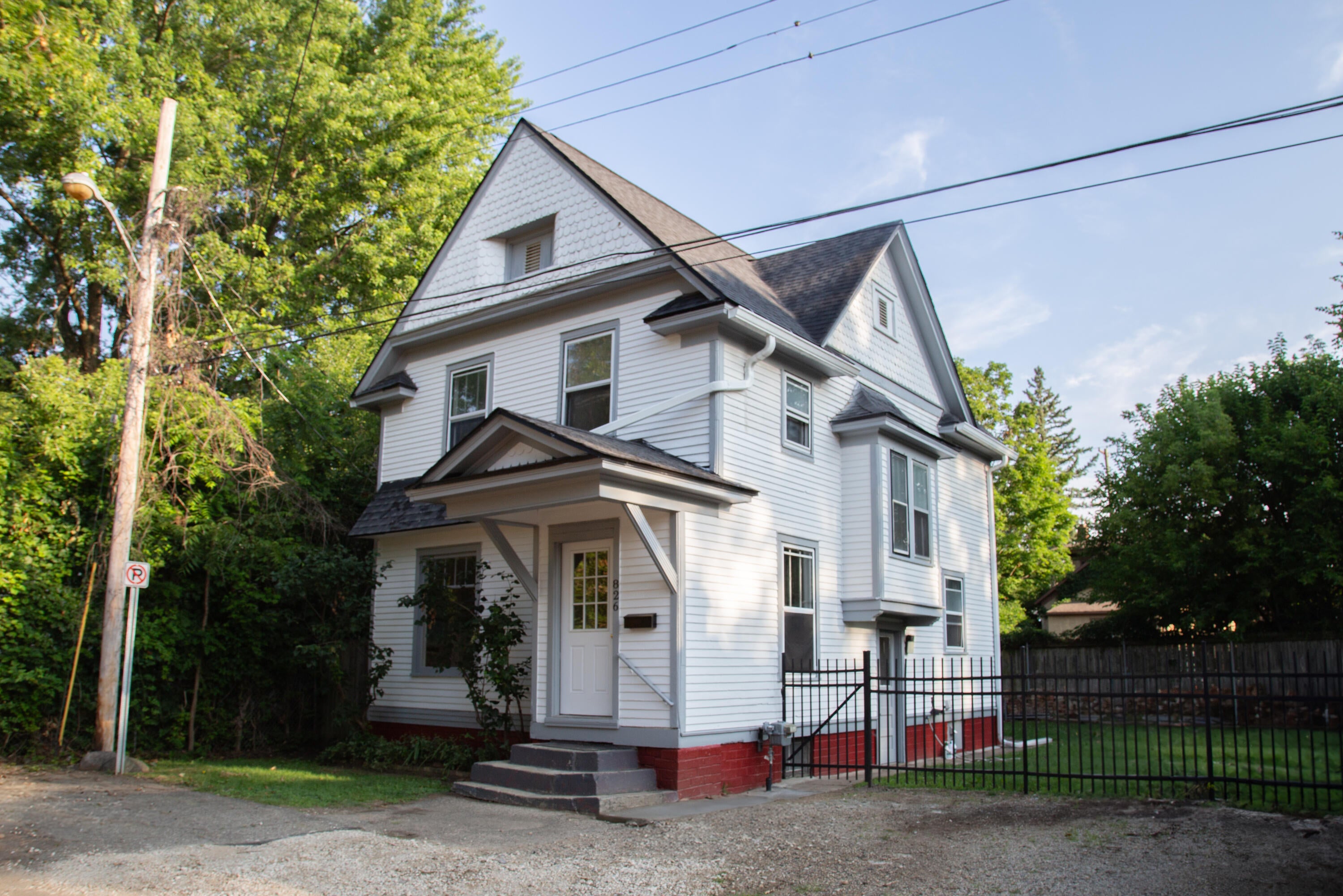 826 Normal Court — photo