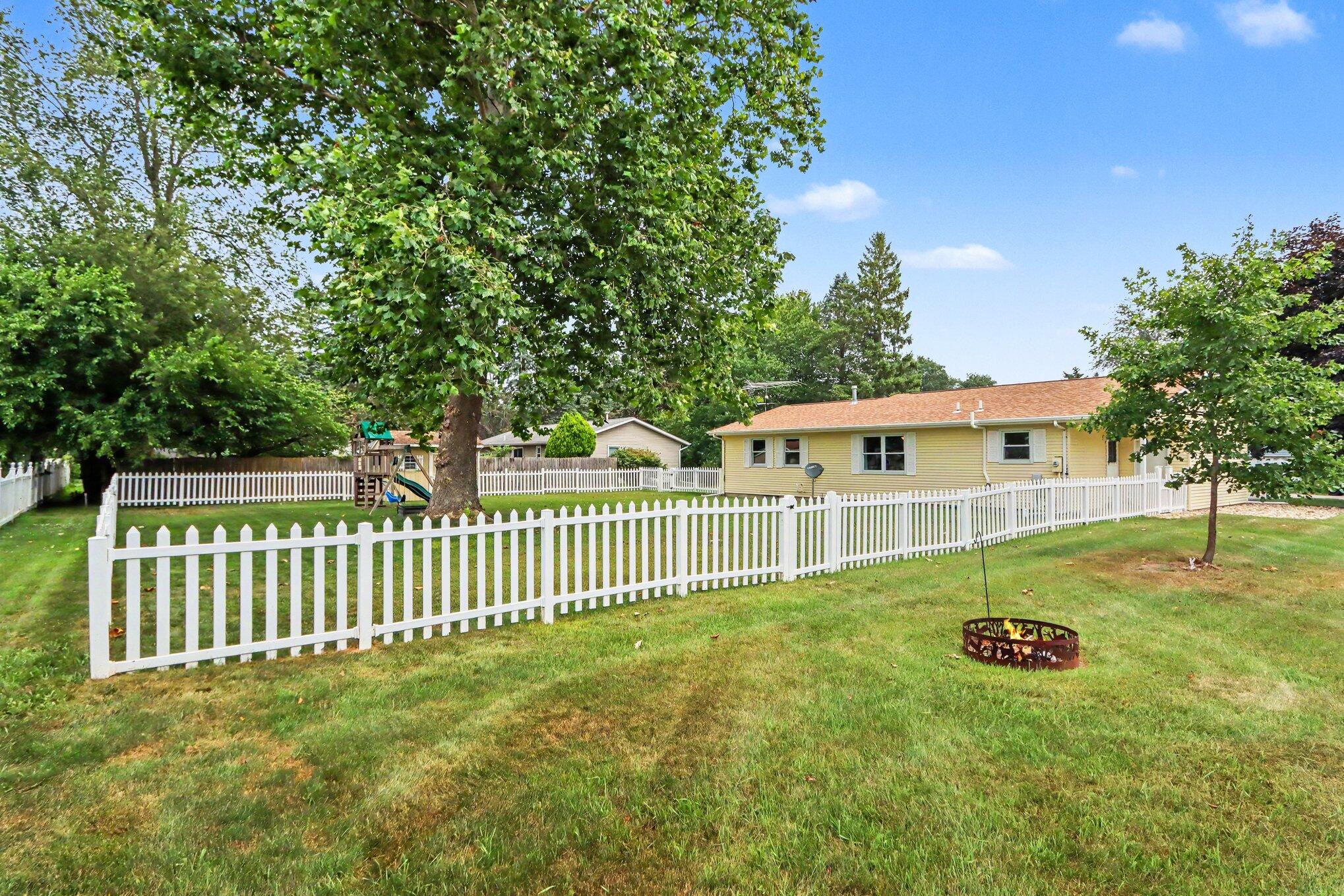 56848 Bow Drive, Three Rivers, MI 49093 — photo 3