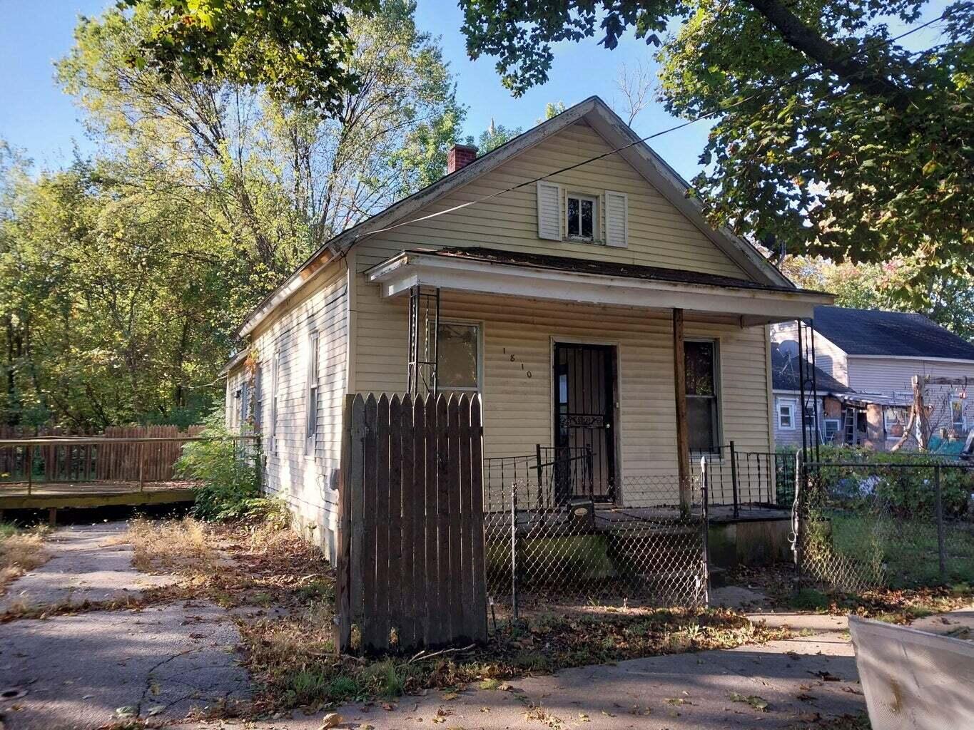 1810 Carroll Street — photo