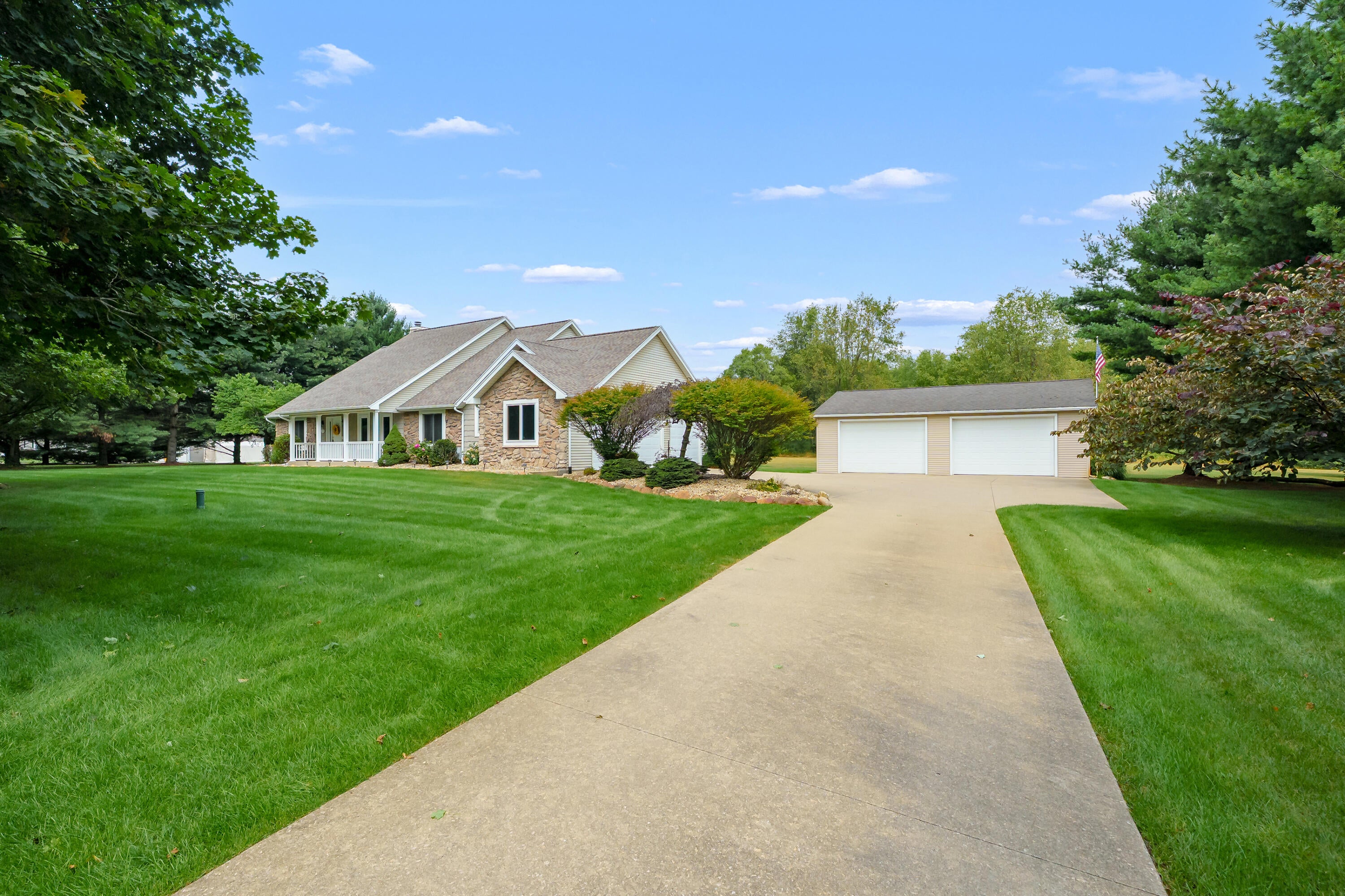 5105 Stone Oak Lane — photo