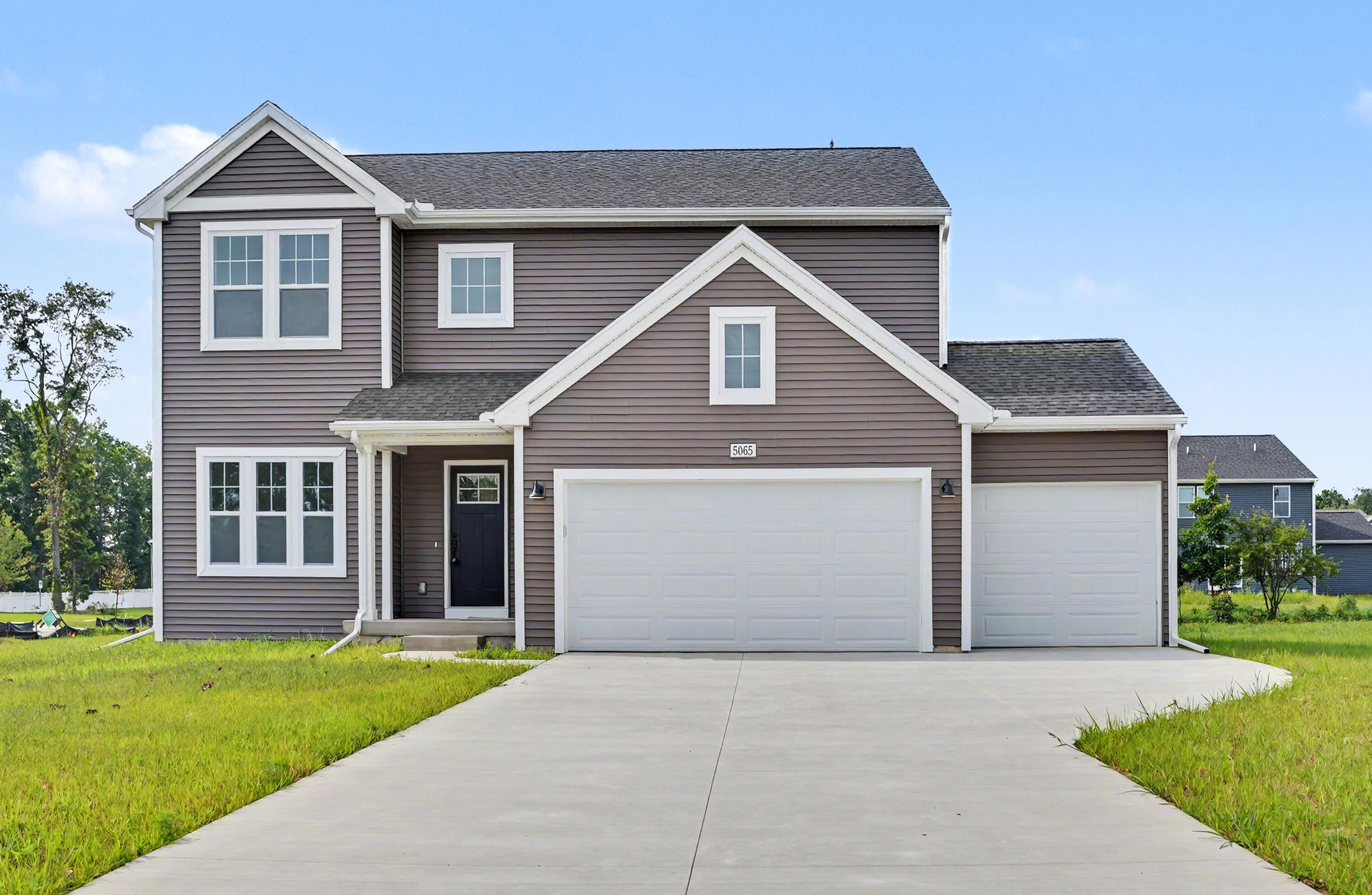 5065 Buxton Trail — photo