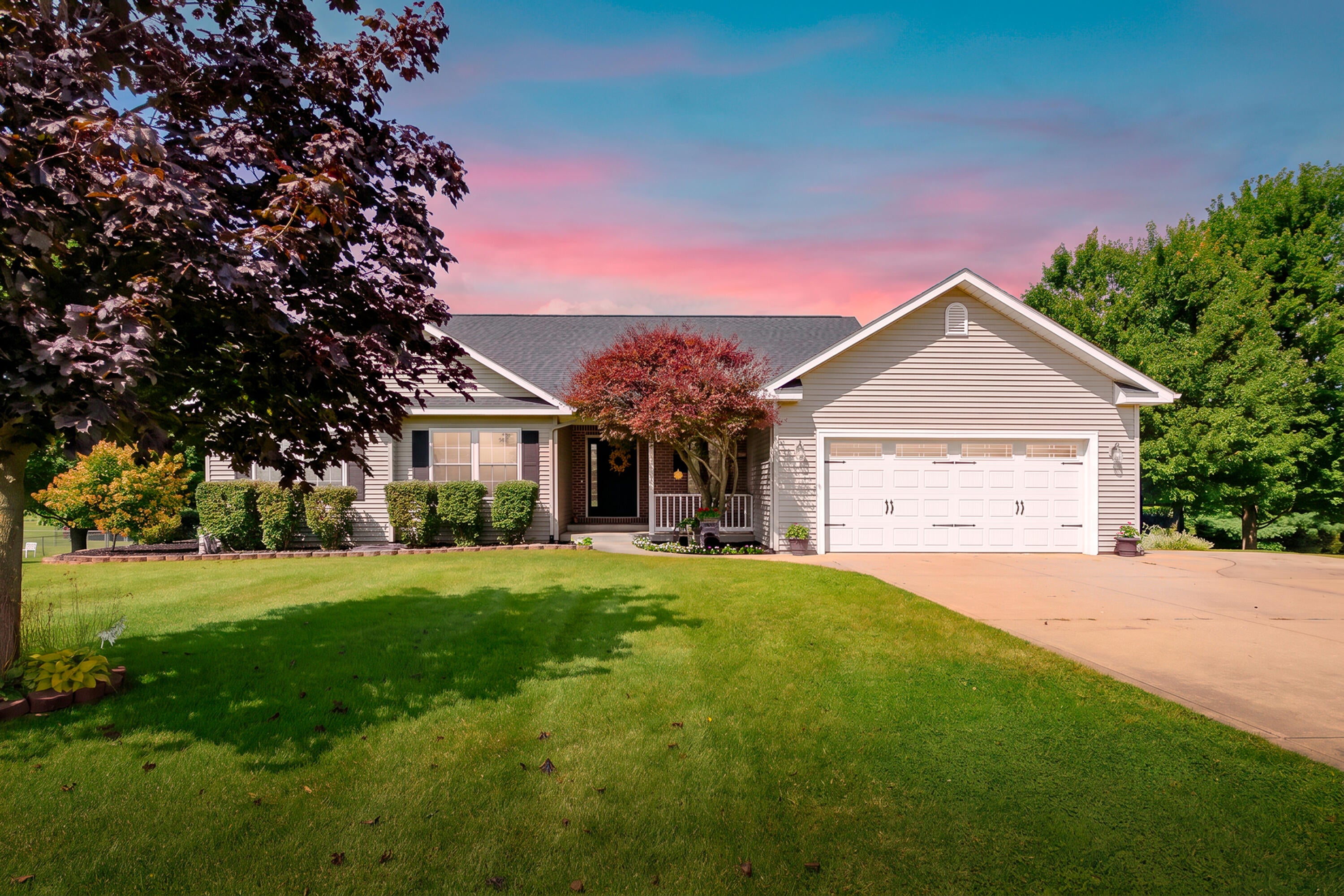 53015 Meadow View Lane — photo