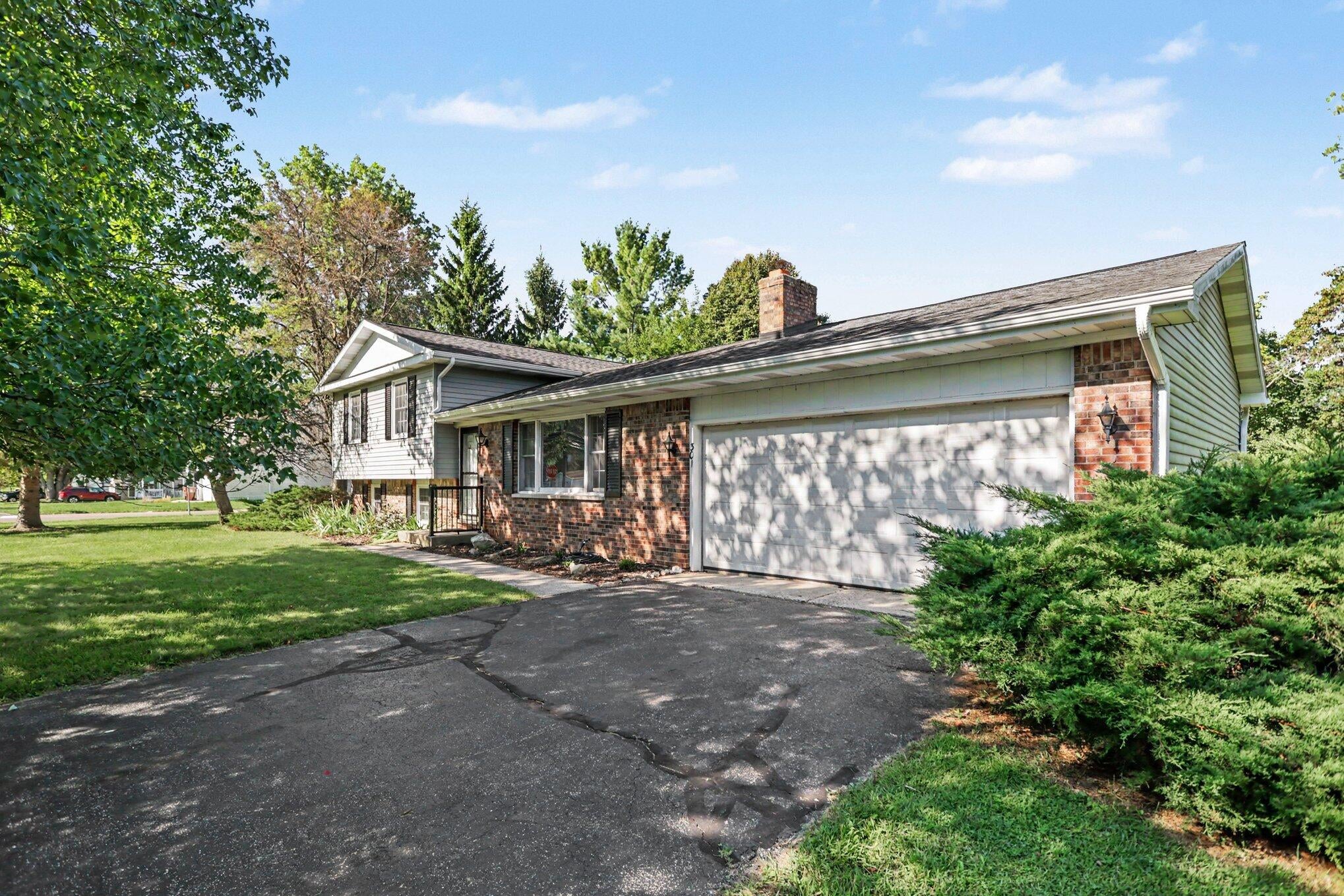 301 Sherman Drive — photo