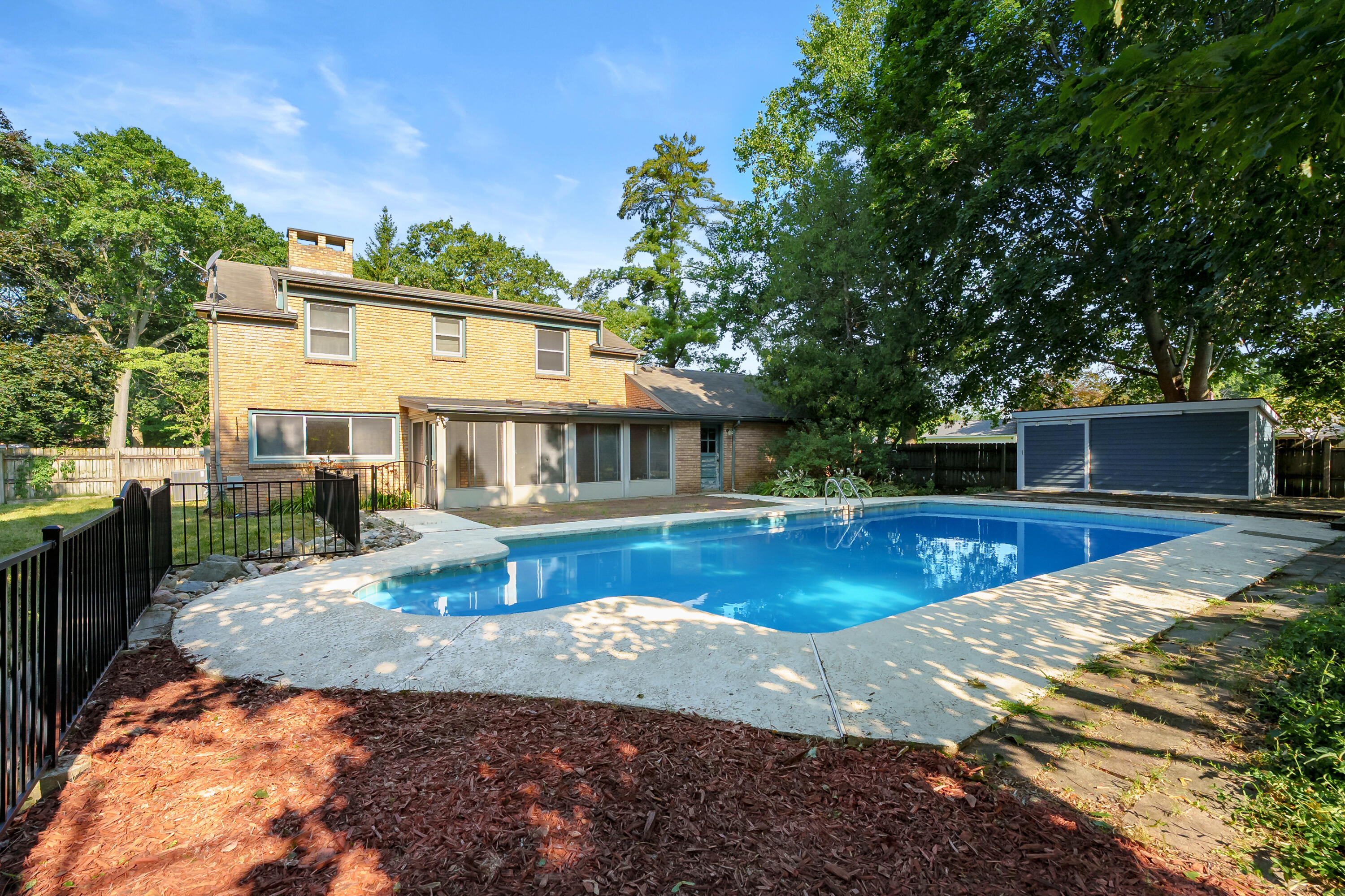 907 East Street, Three Rivers, MI 49093 — photo 2