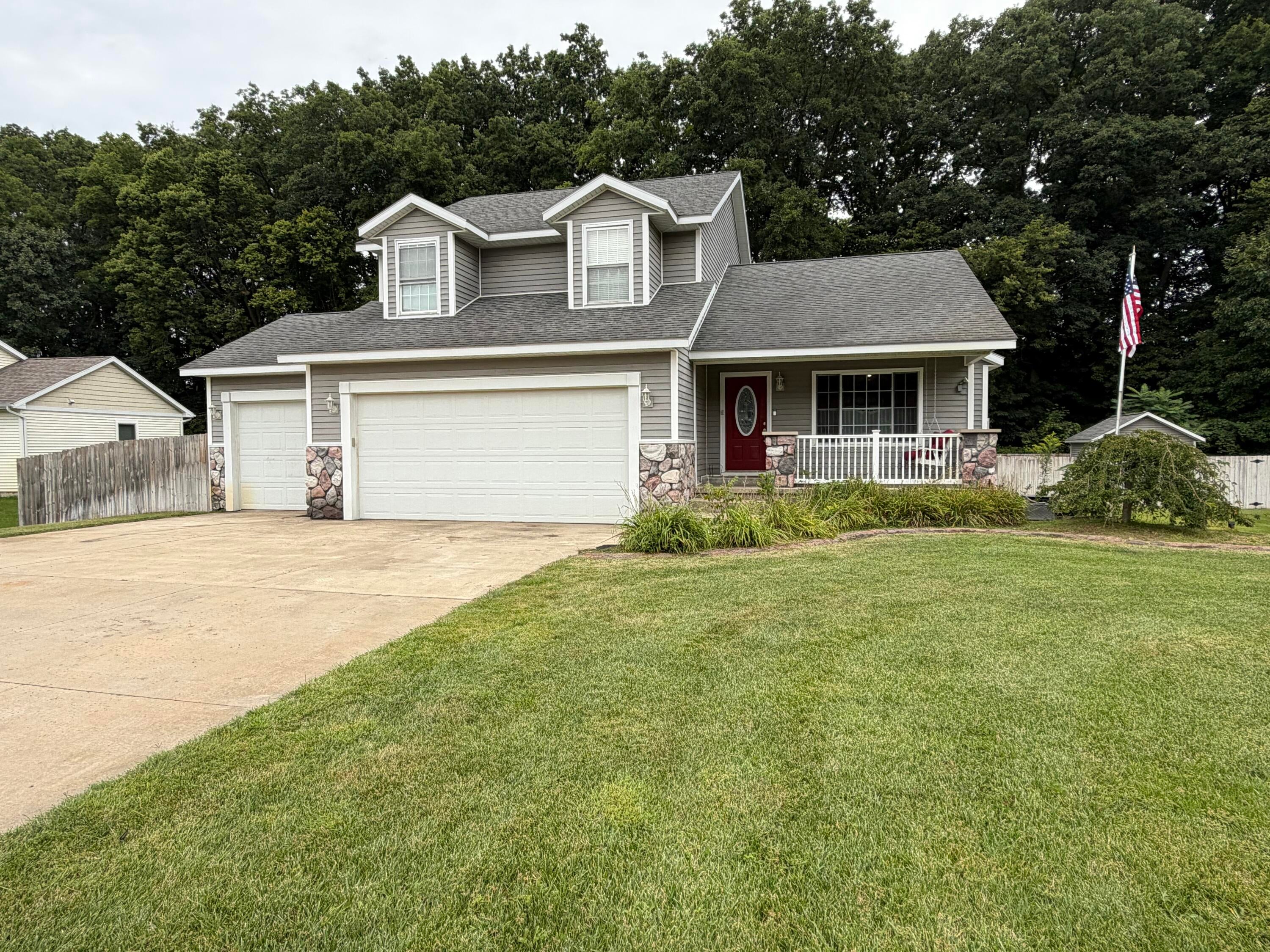 3221 Fairhaven Drive — photo