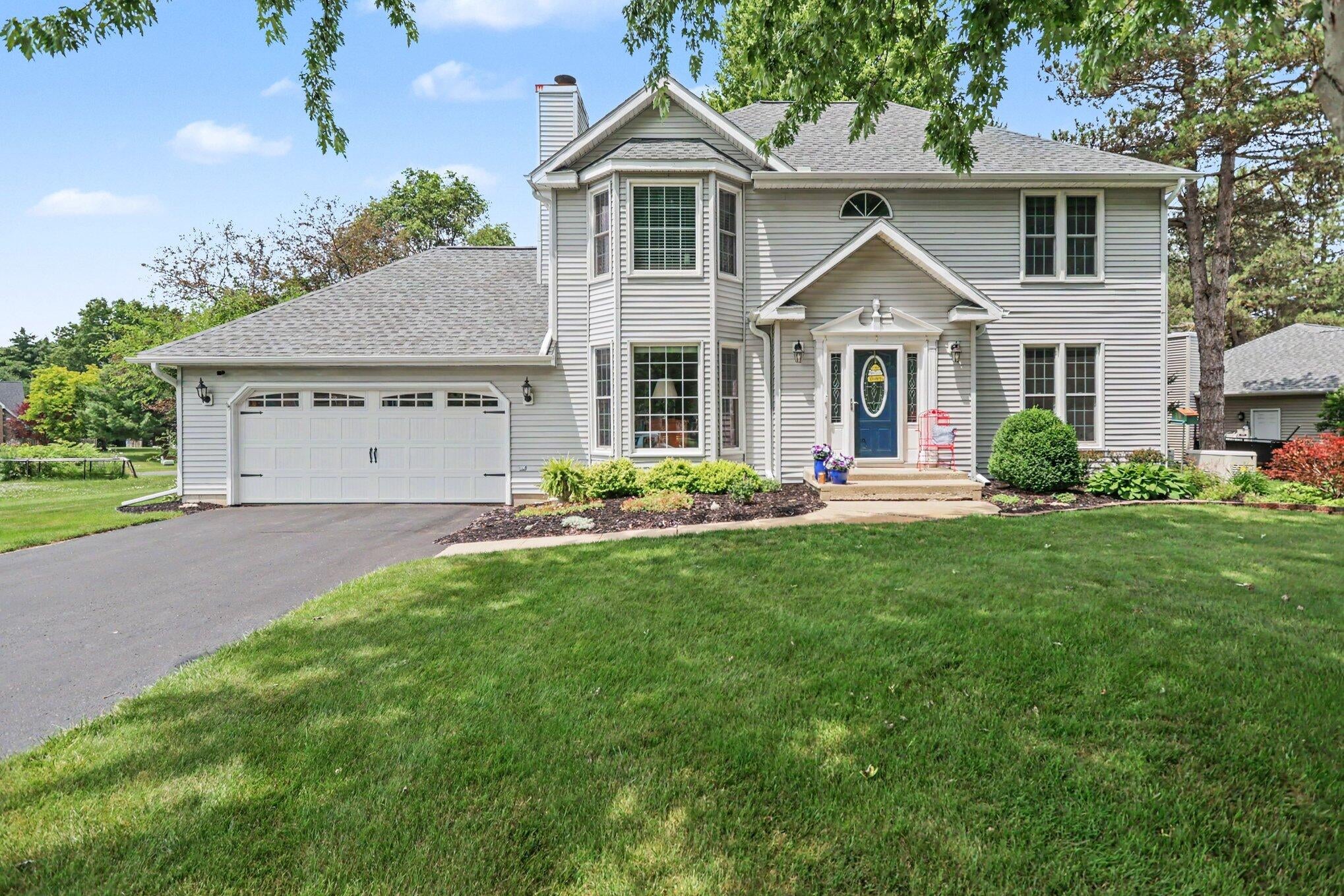141 Rosewood Trail — photo