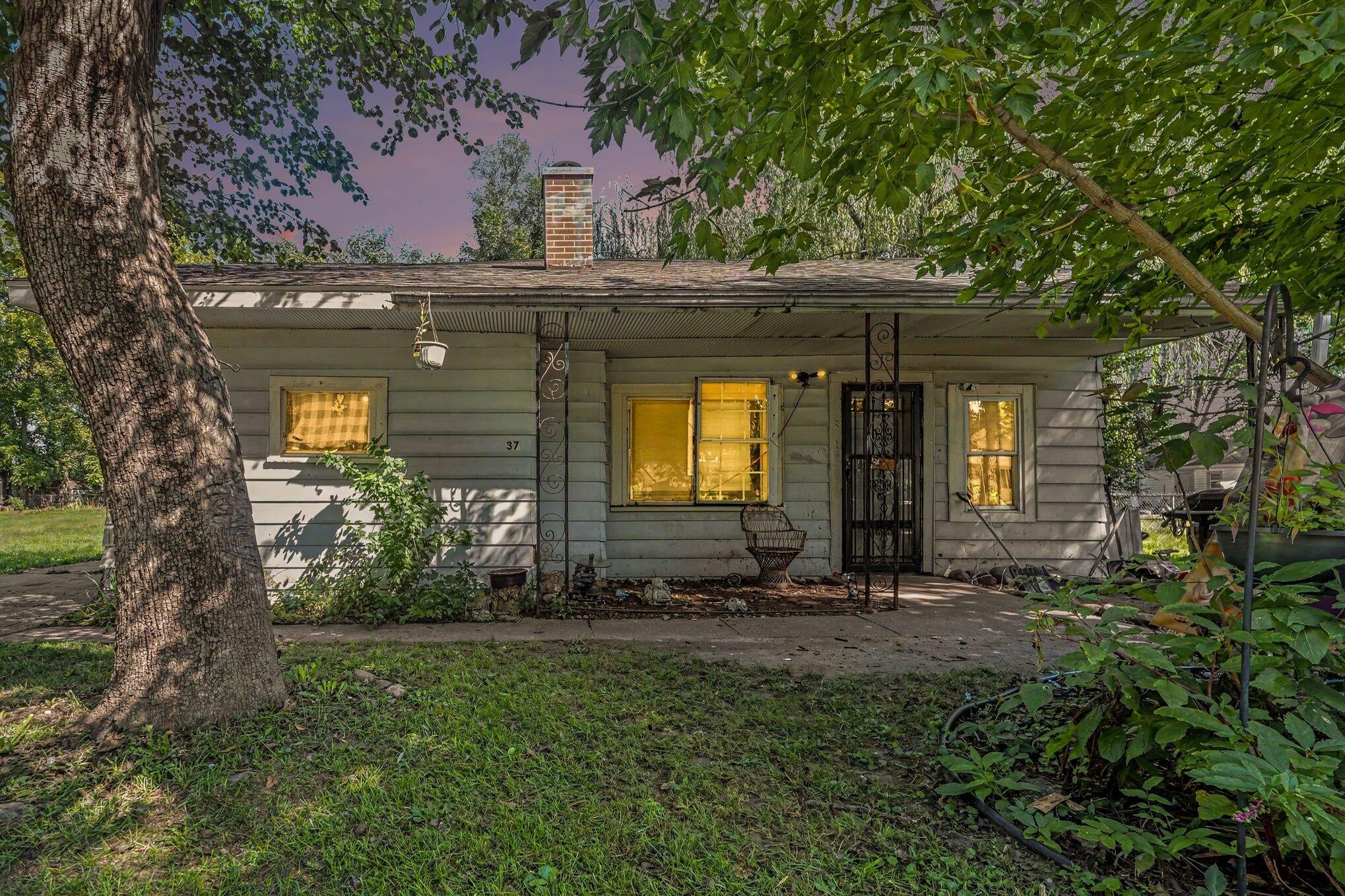37 Logan Street — photo