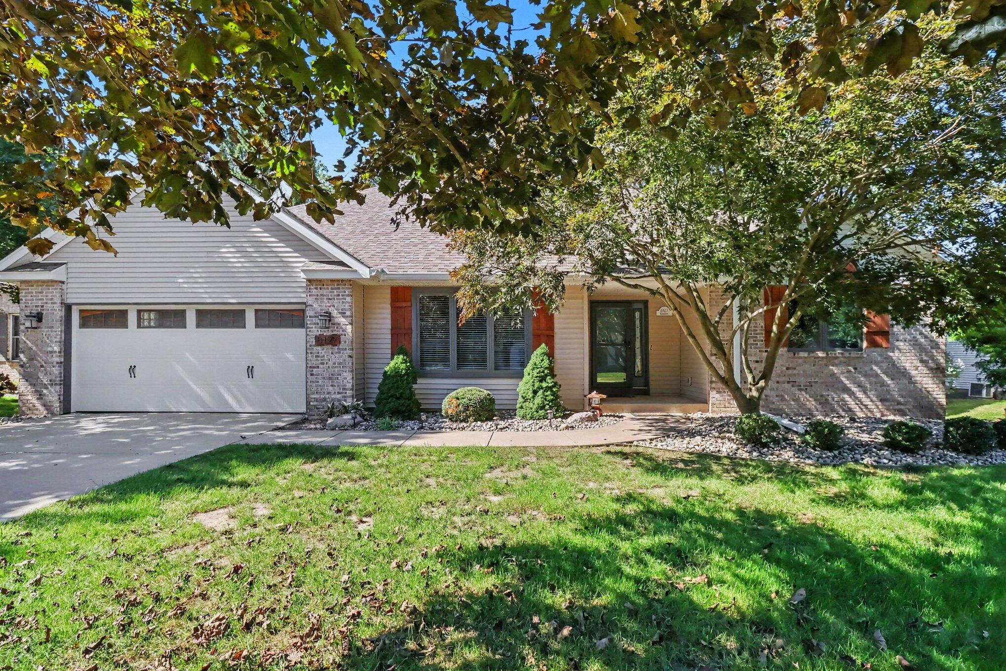 8127 Robinbrook Street — photo