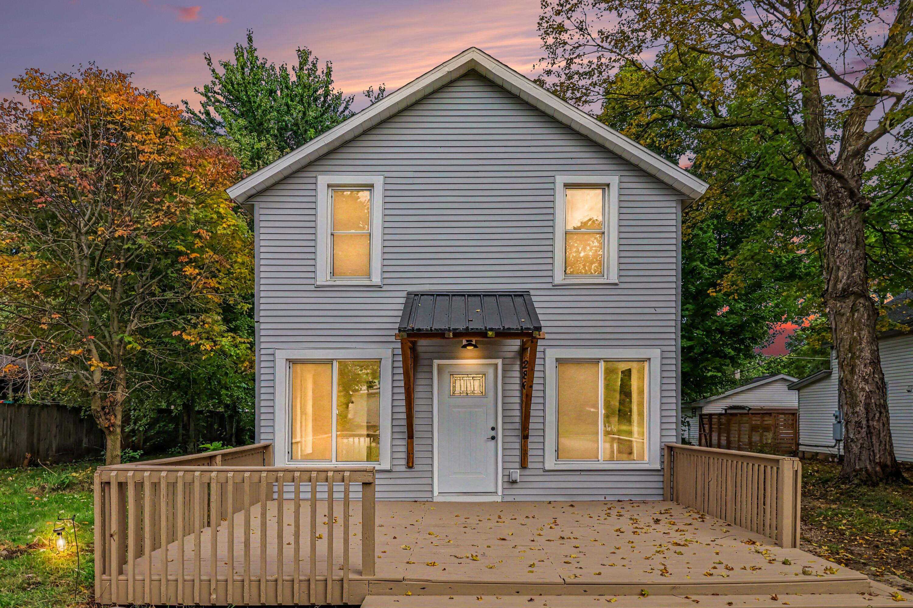 286 W Arbor Street — photo