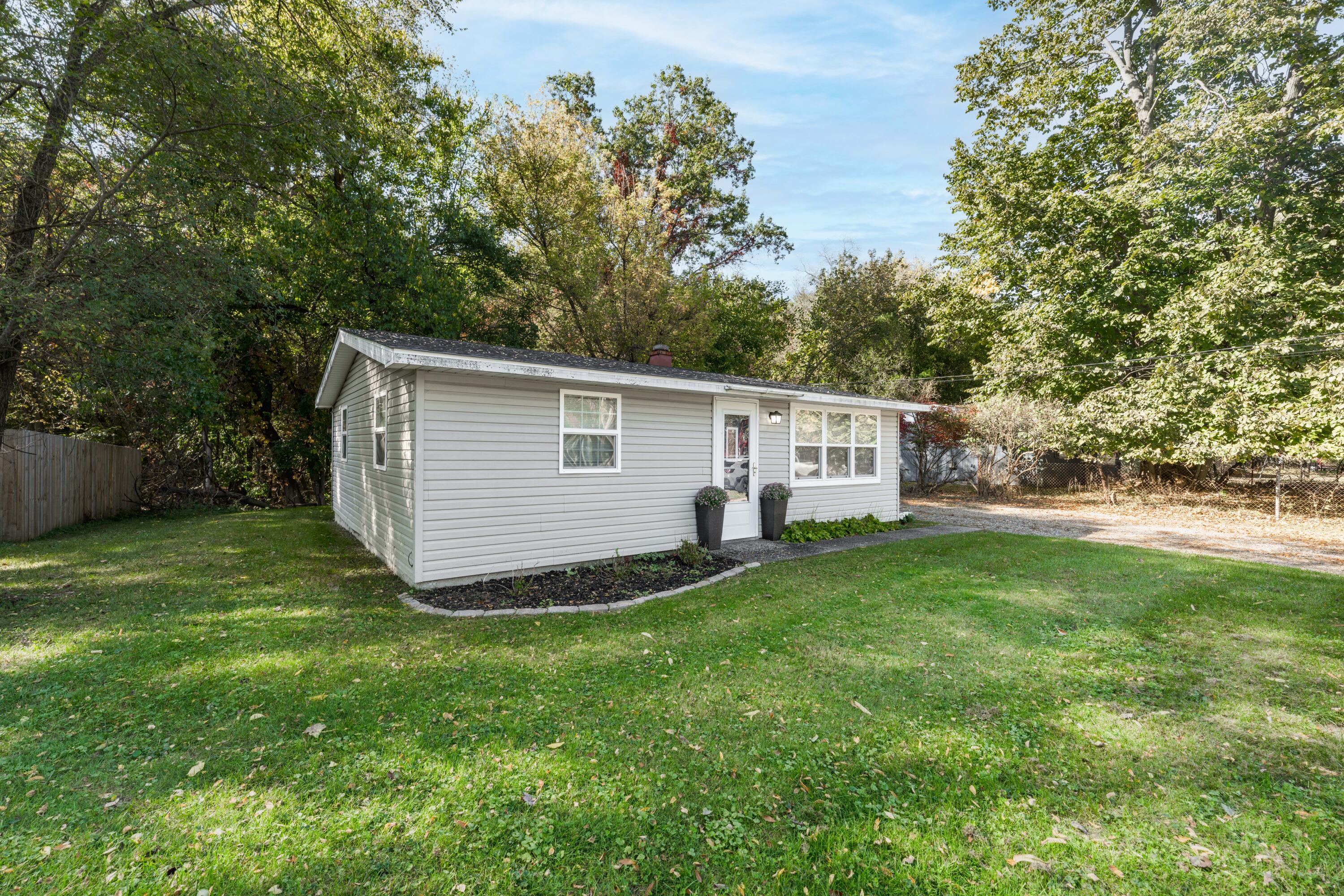 8332 Tranquil Street — photo