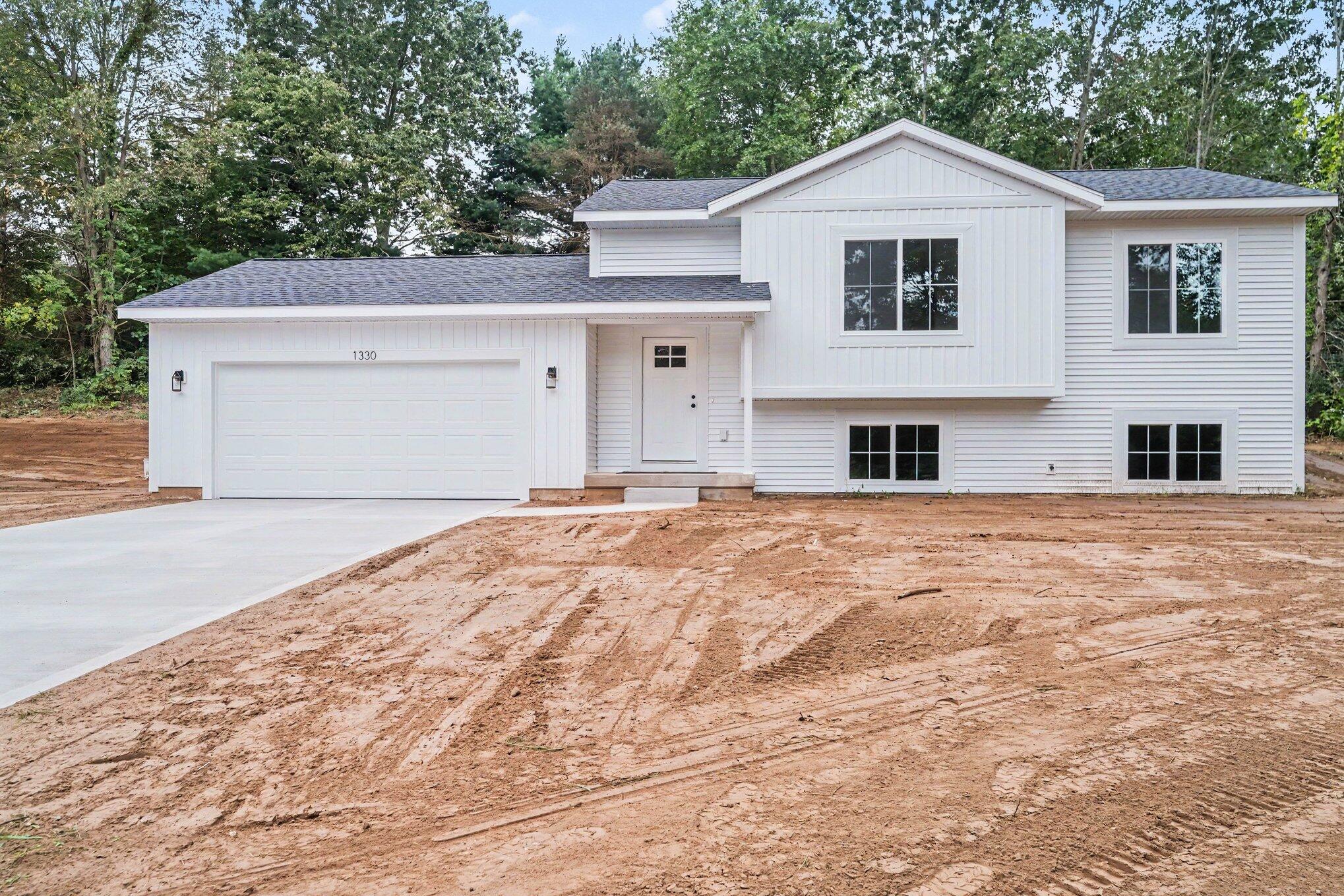 1330 Red Fox Court — photo