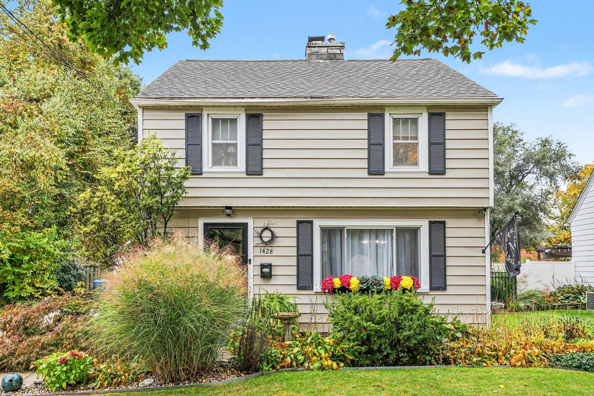 1428 Sheridan Drive — photo