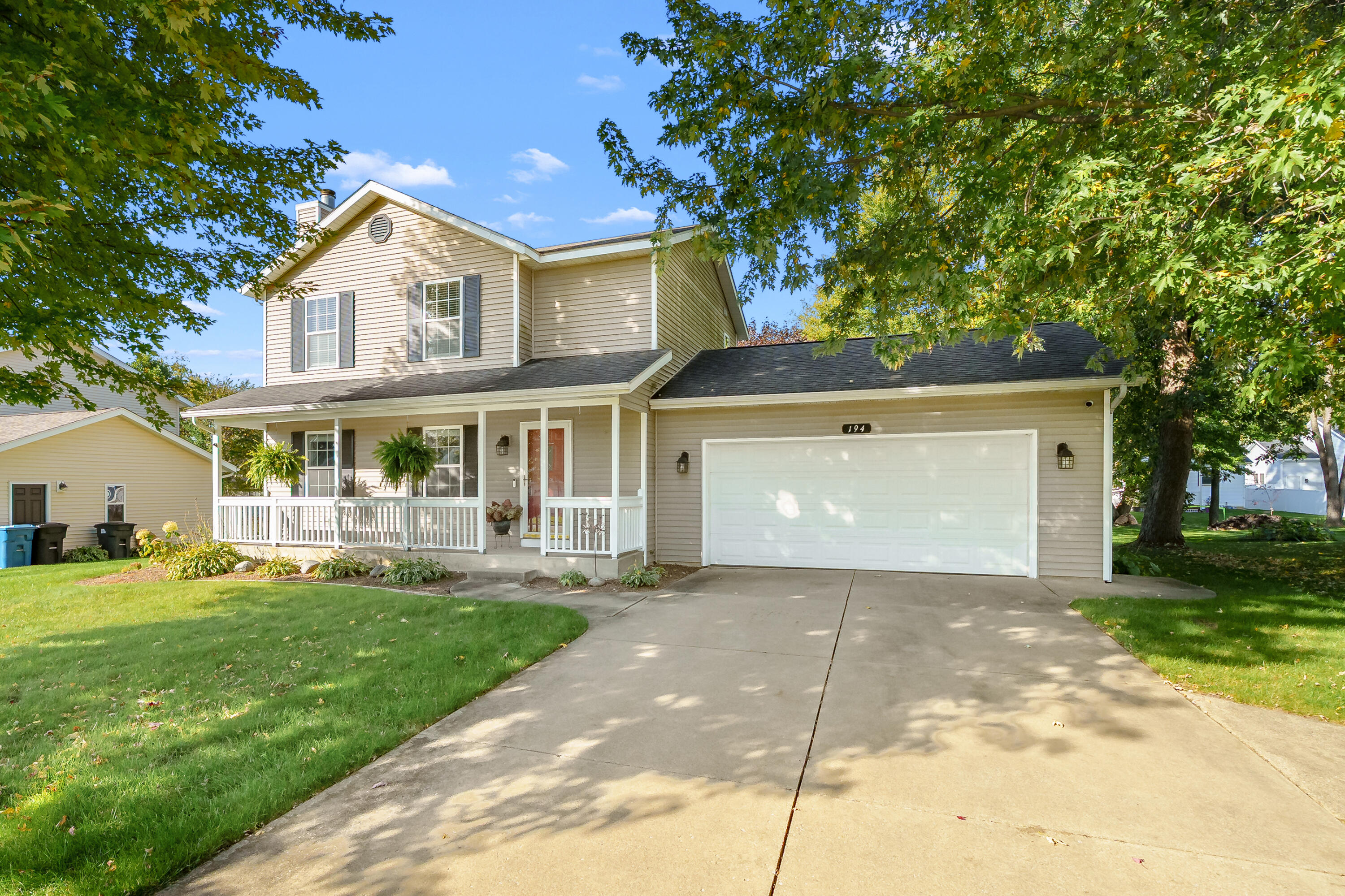 194 Apple Blossom Lane — photo