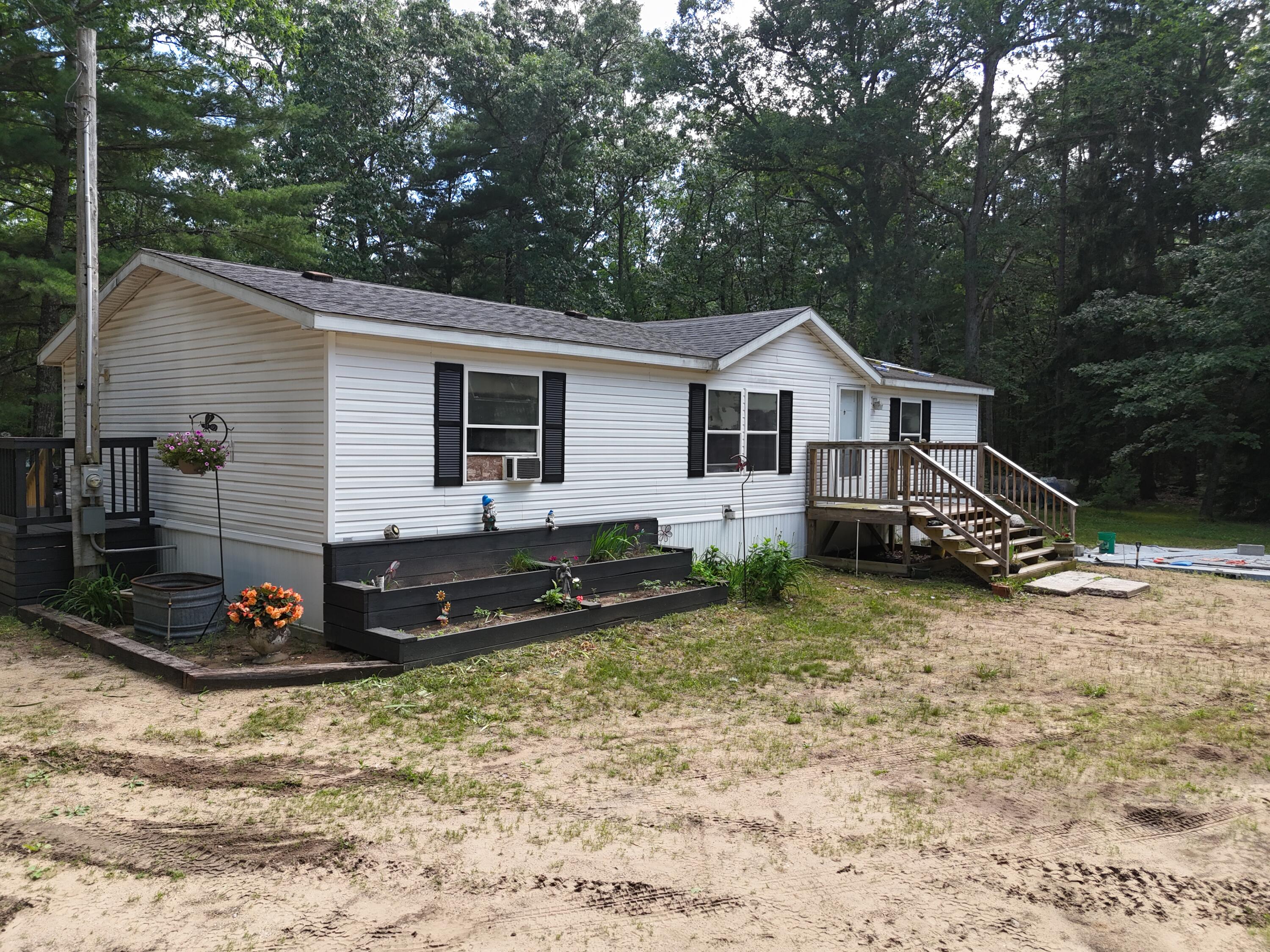 18233 Old House Road — photo