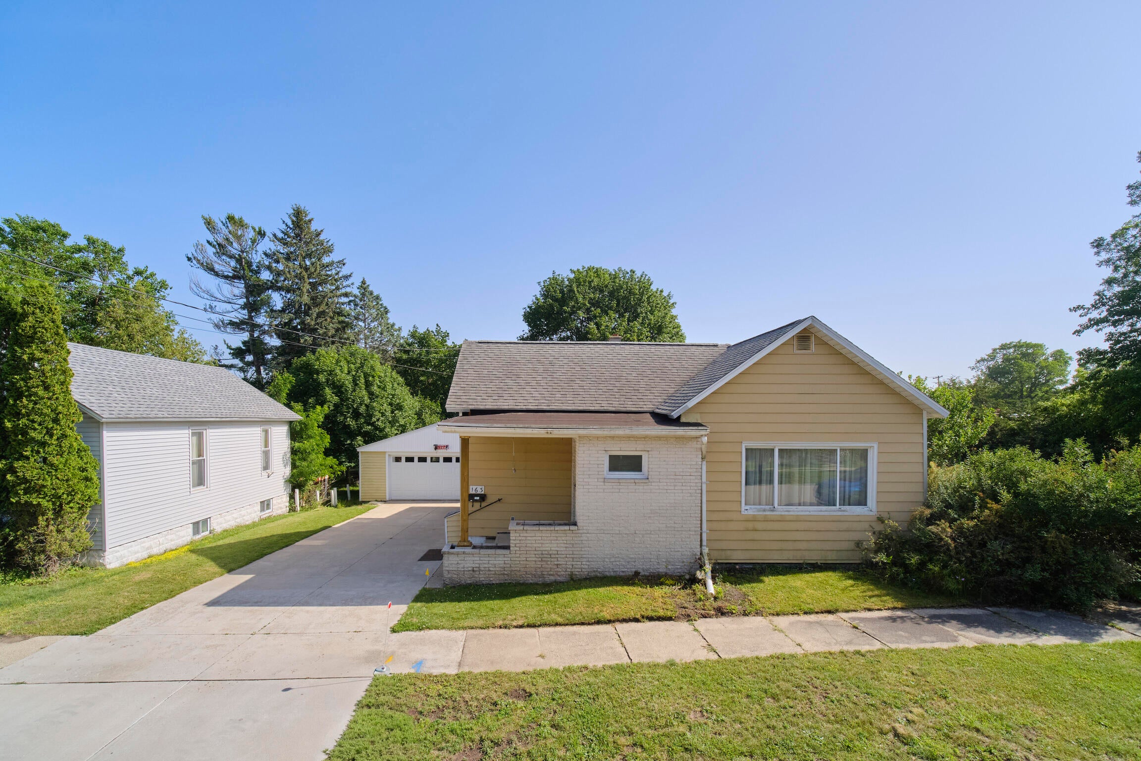163 Van Buren Street — photo