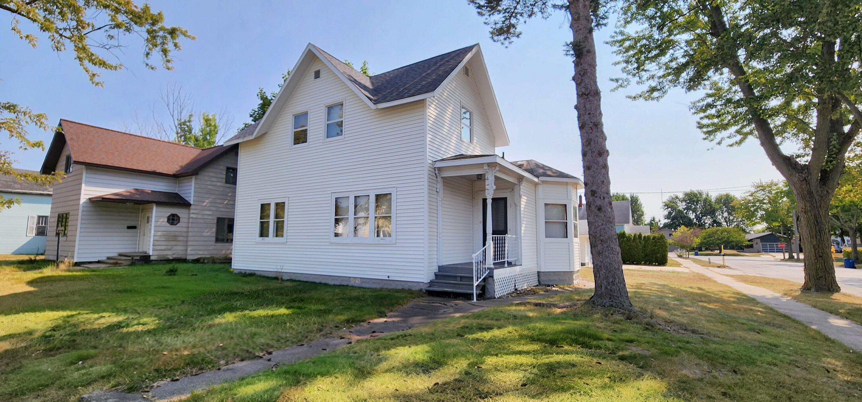 703 Hopkins Street — photo