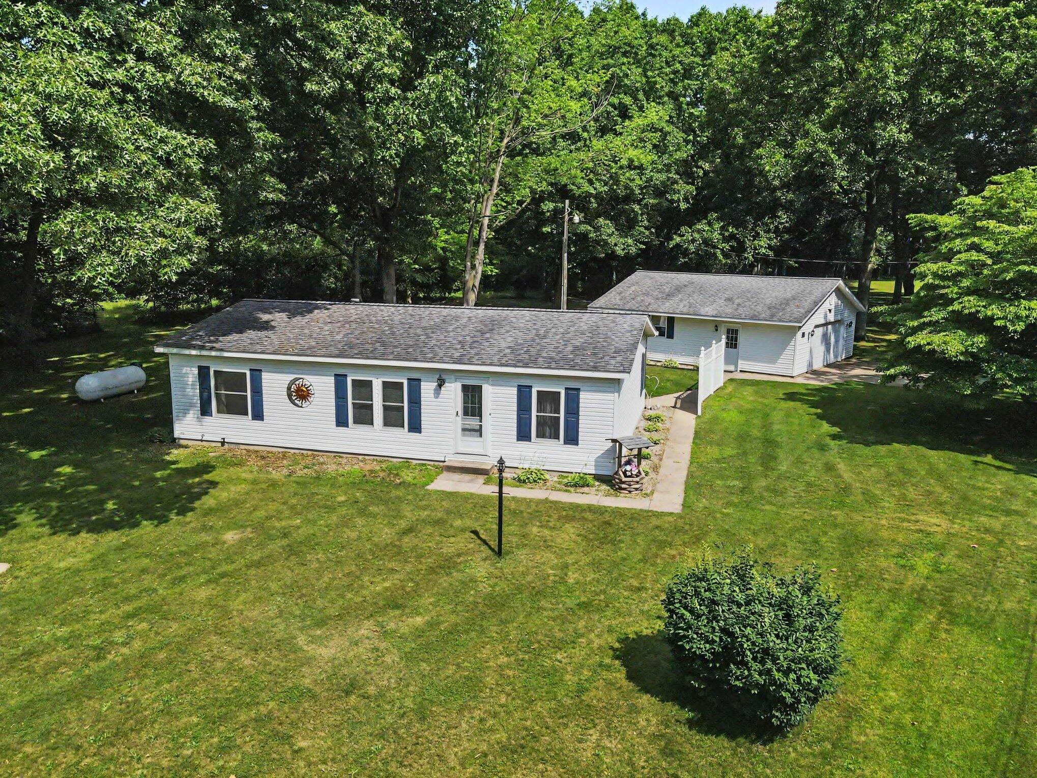 14164 Riverside Drive, ConstantineTownship_StJoseph, MI 49042