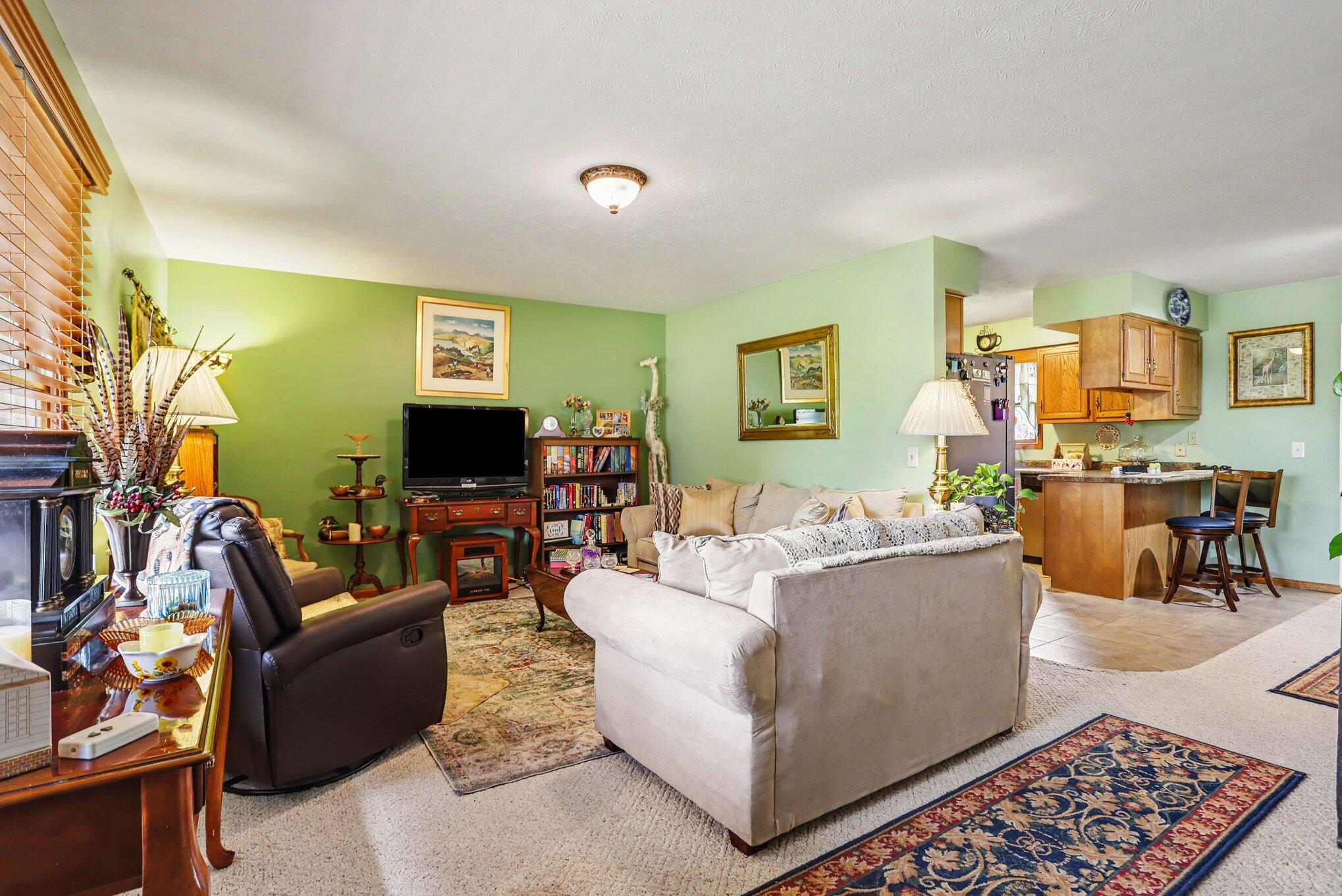 56328 Puma Drive, Three Rivers, MI 49093 — photo 2