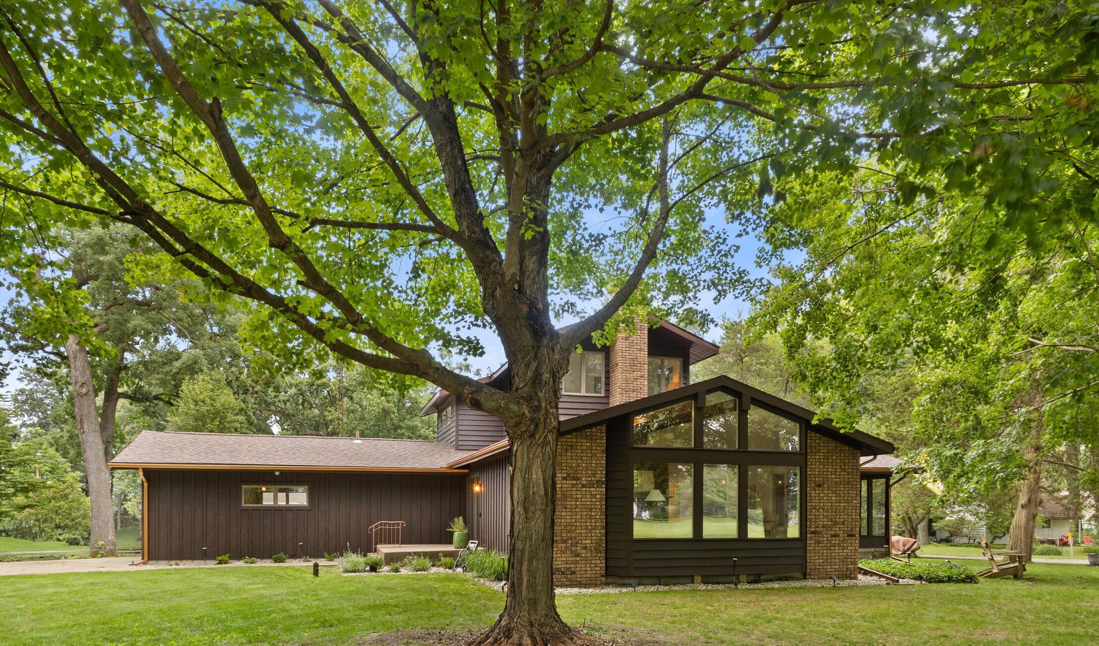 69115 Oakwood Drive — photo