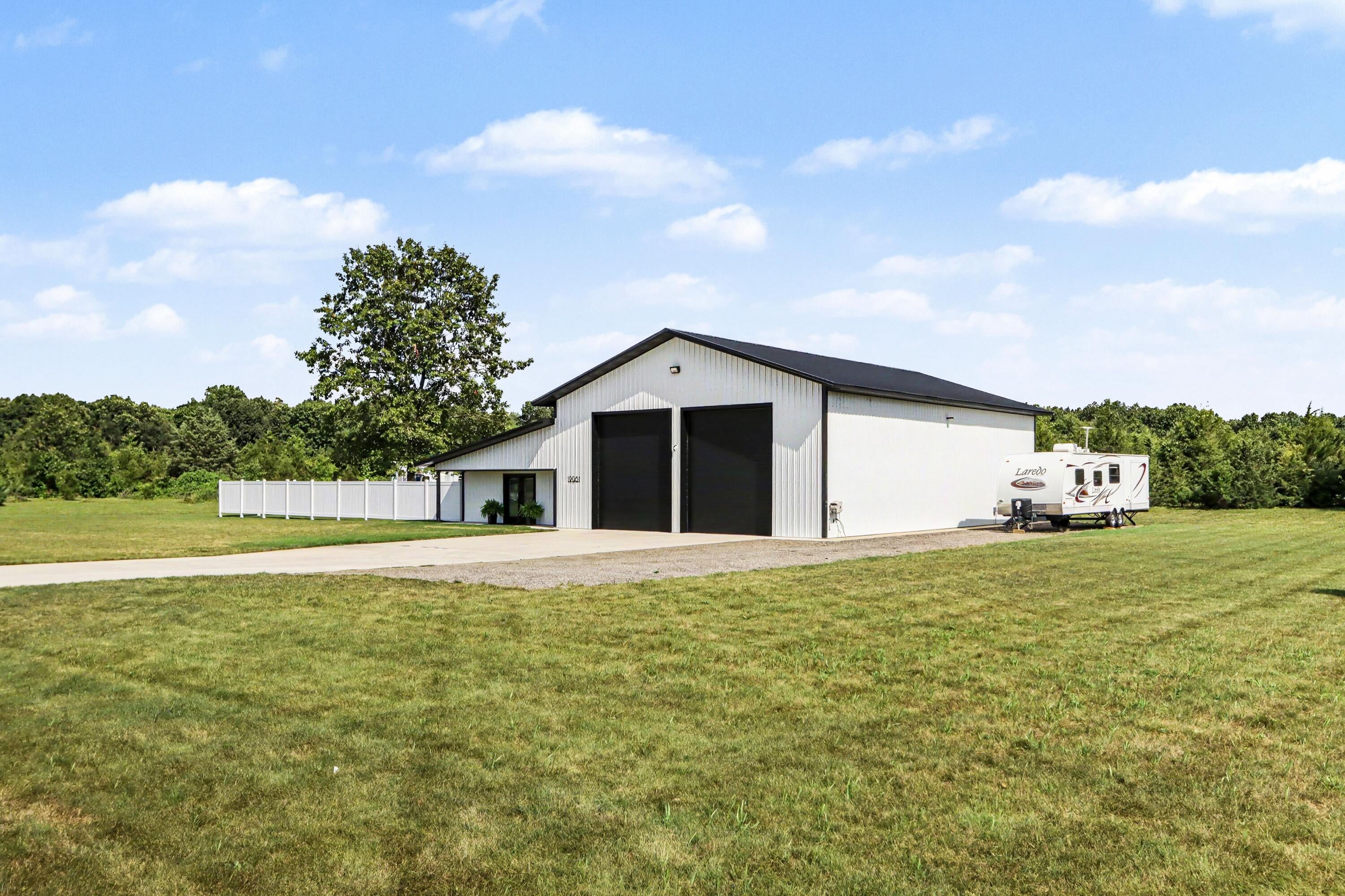 19061 M-60, Lockport Township, MI 49093 — photo 2