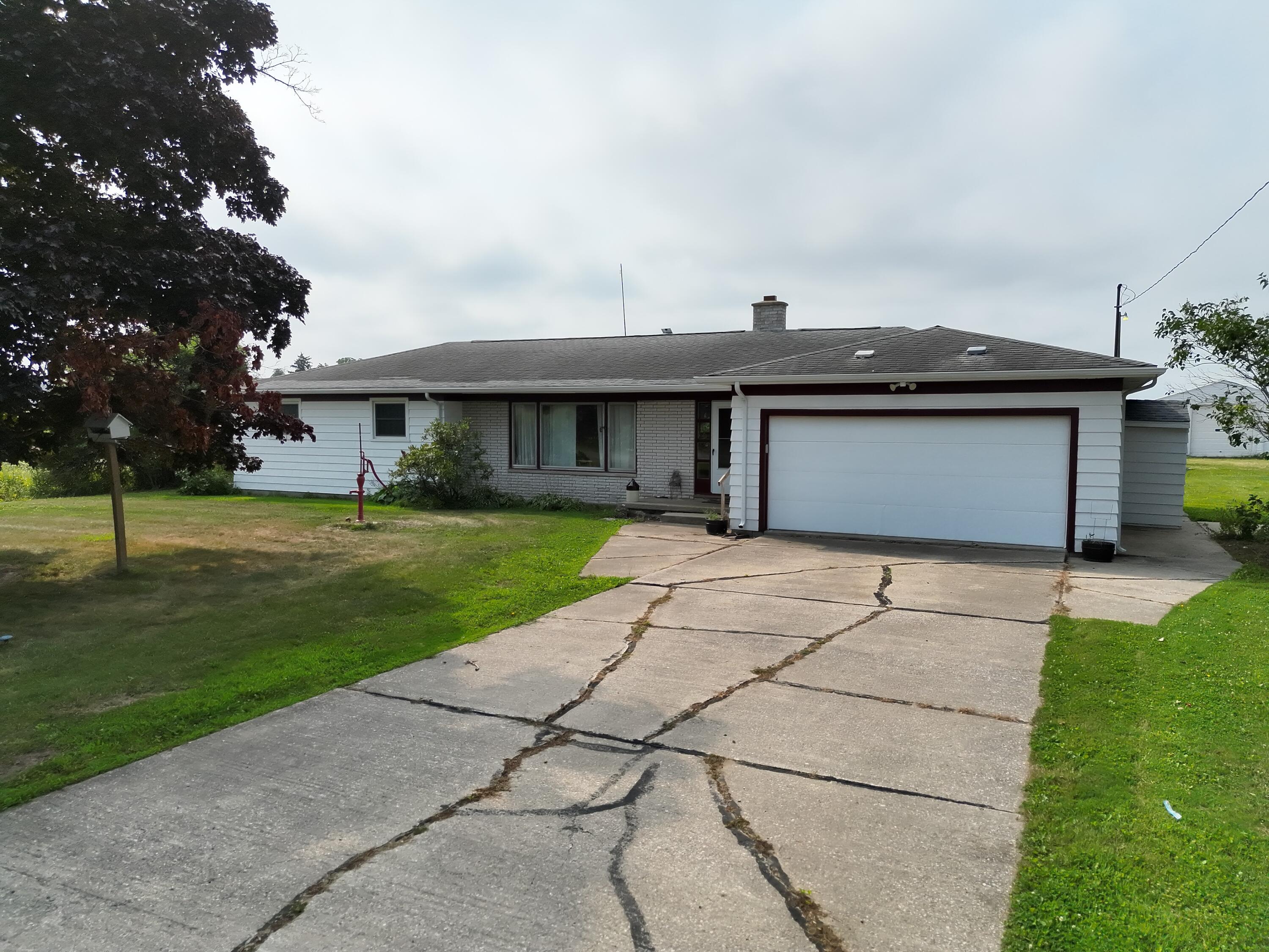 2095 Brettrager Drive — photo