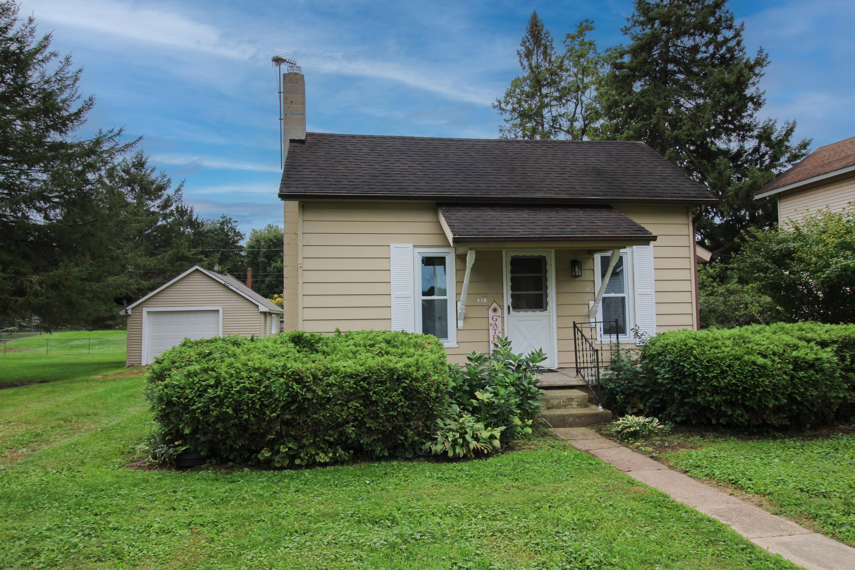 418 E Arbor Street E, MarcellusVillage_Cass, Michigan 49067