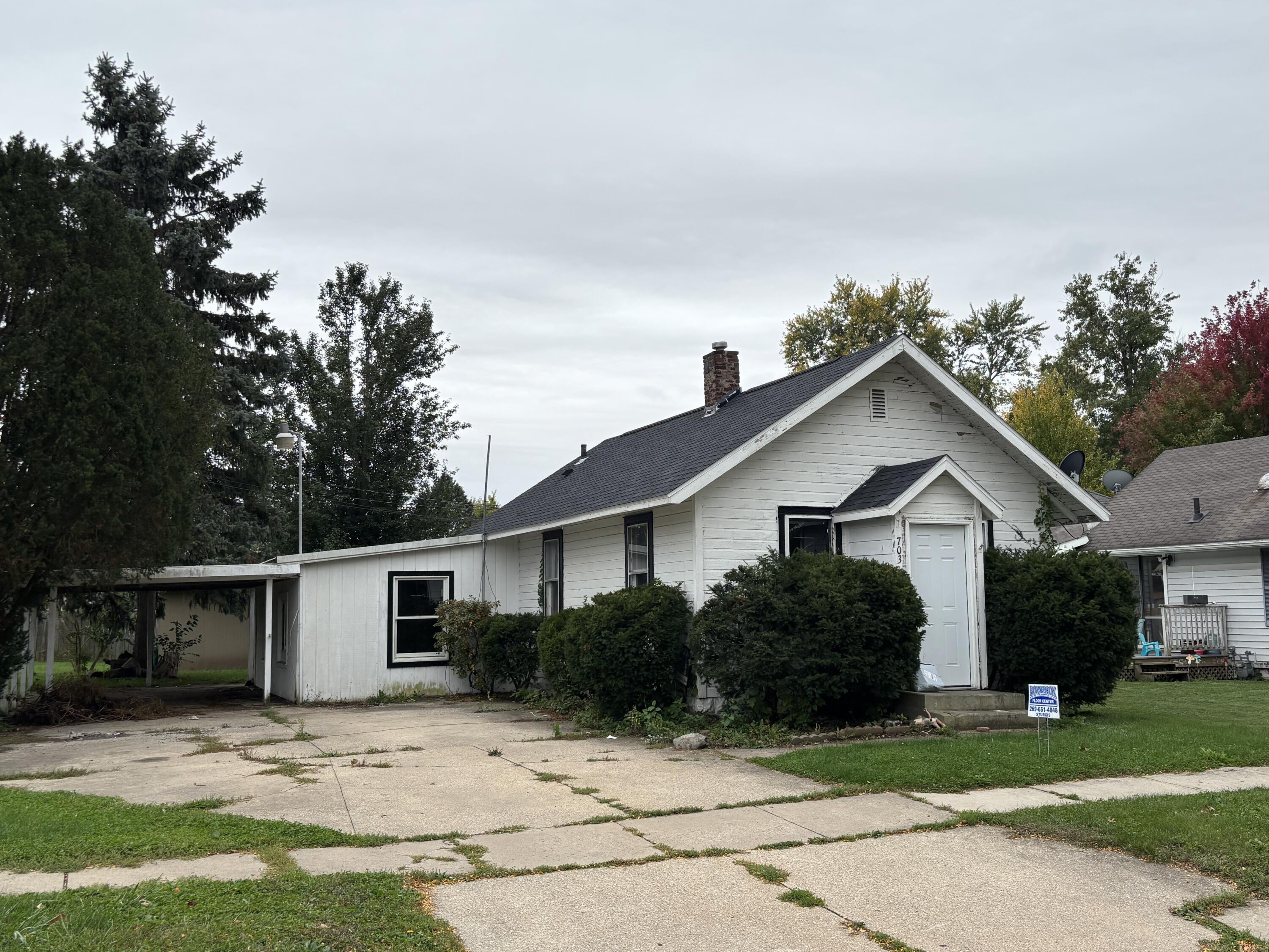 703 E Lafayette Street — photo