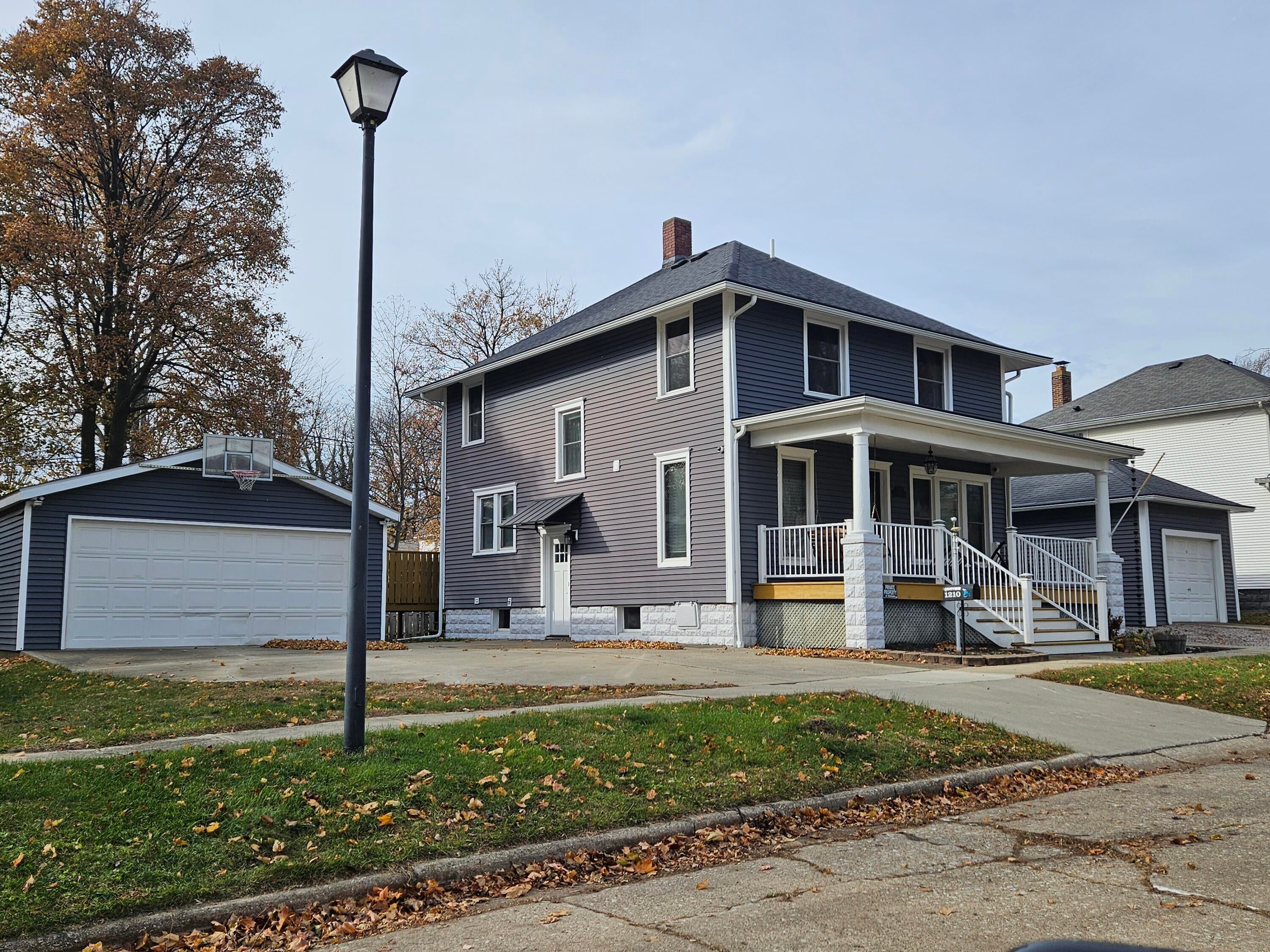 1210 Guernsey Court — photo