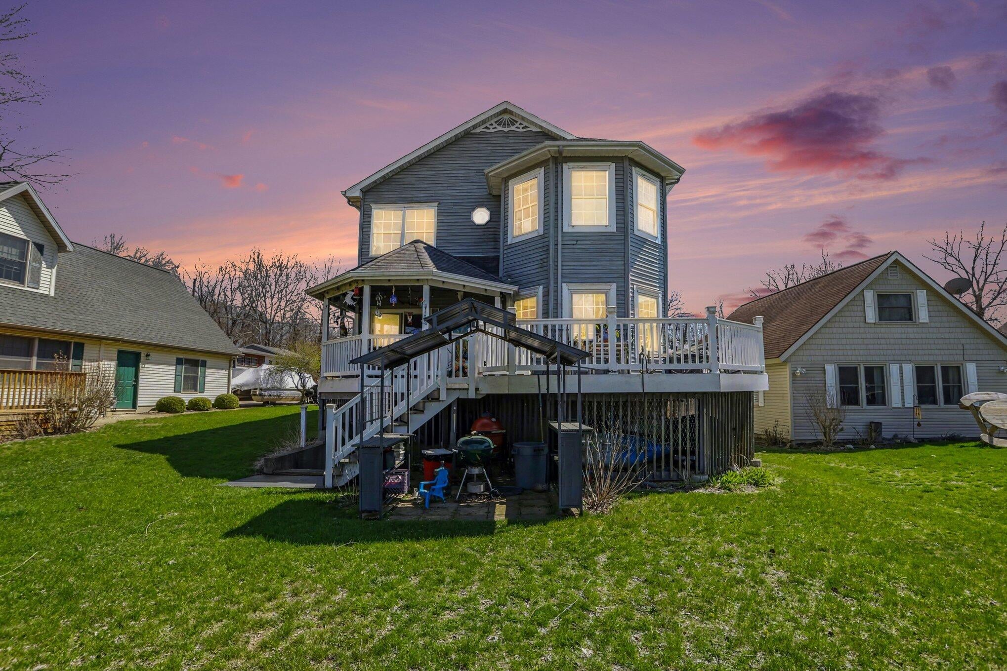 15420 Joseph Street — photo