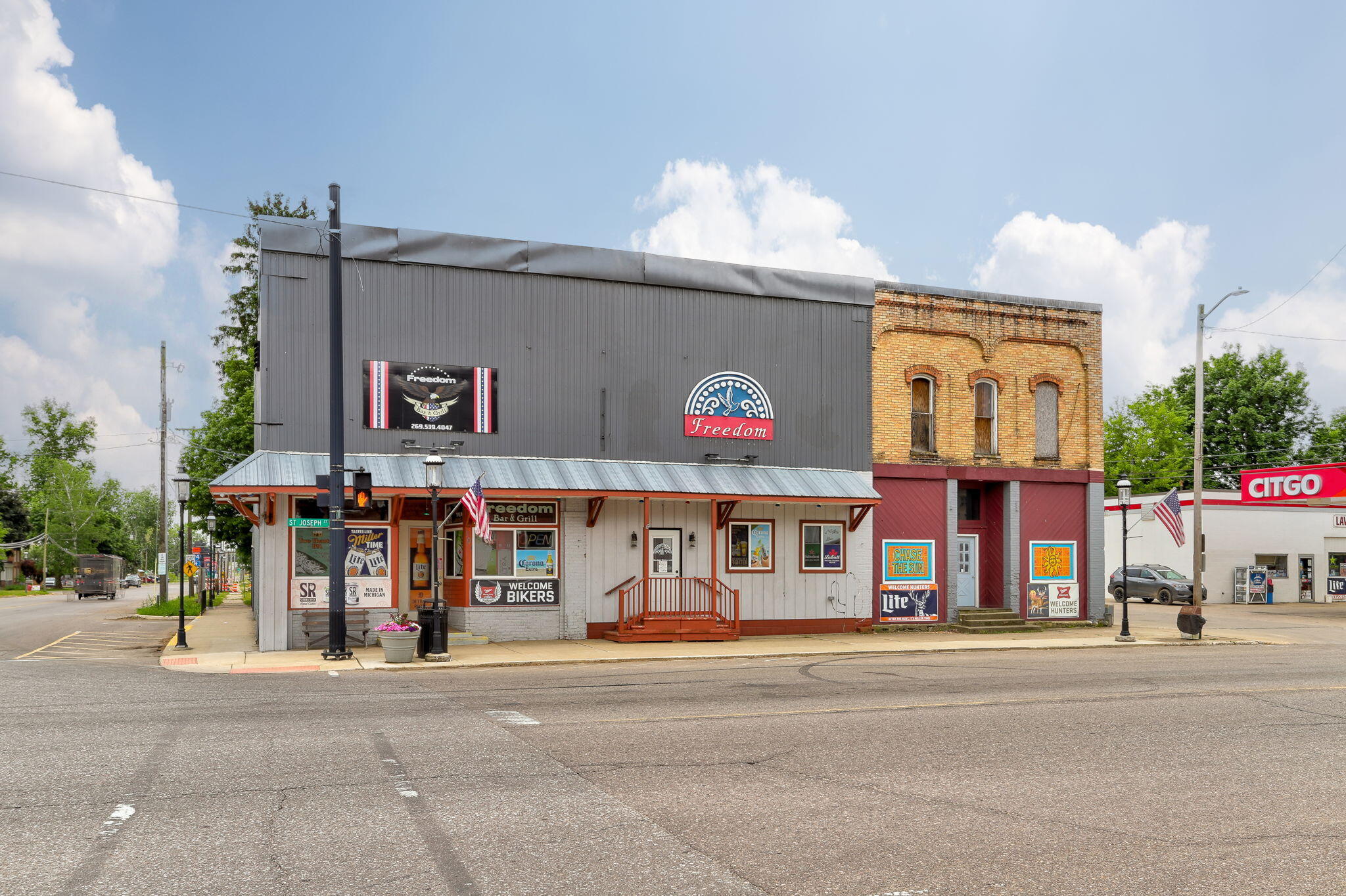 101 W Saint Joseph Street — photo