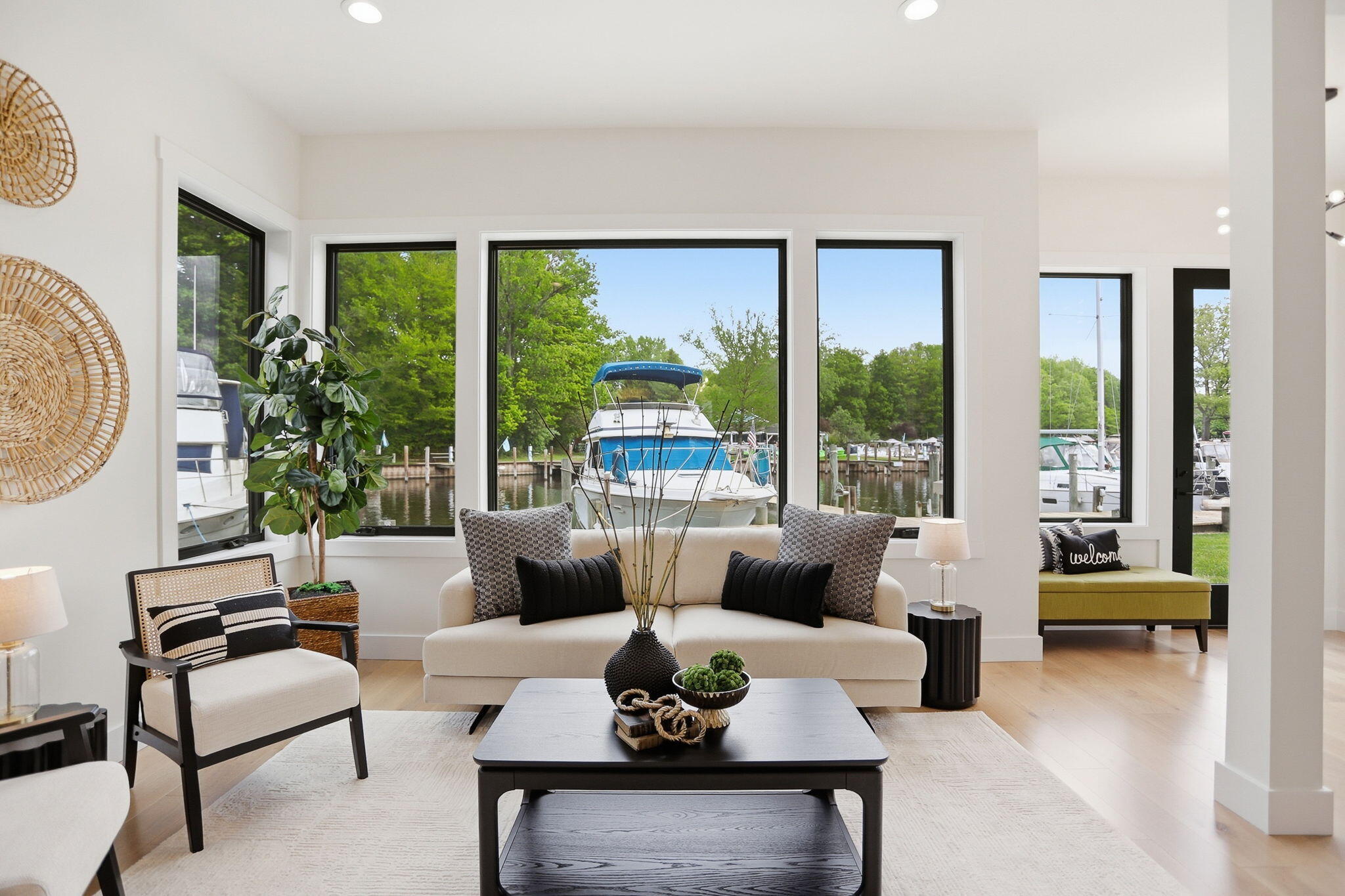 1 N Bailey Avenue Unit: Unit 1 — photo