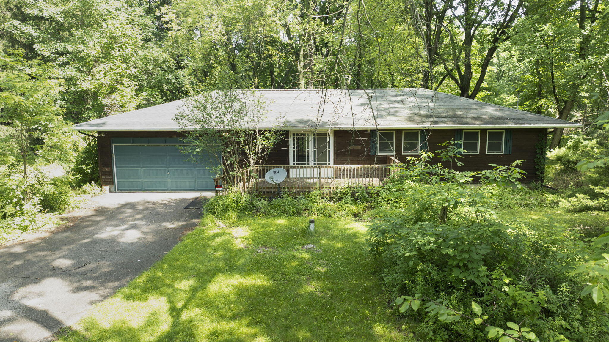 16053 Lakeside Road — photo