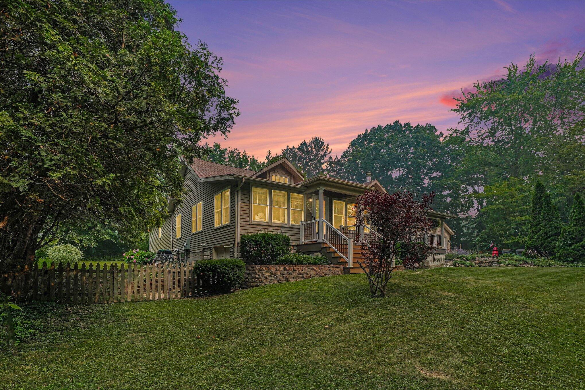 5359 Riverside Drive, Coloma, MI 49038 — photo 2