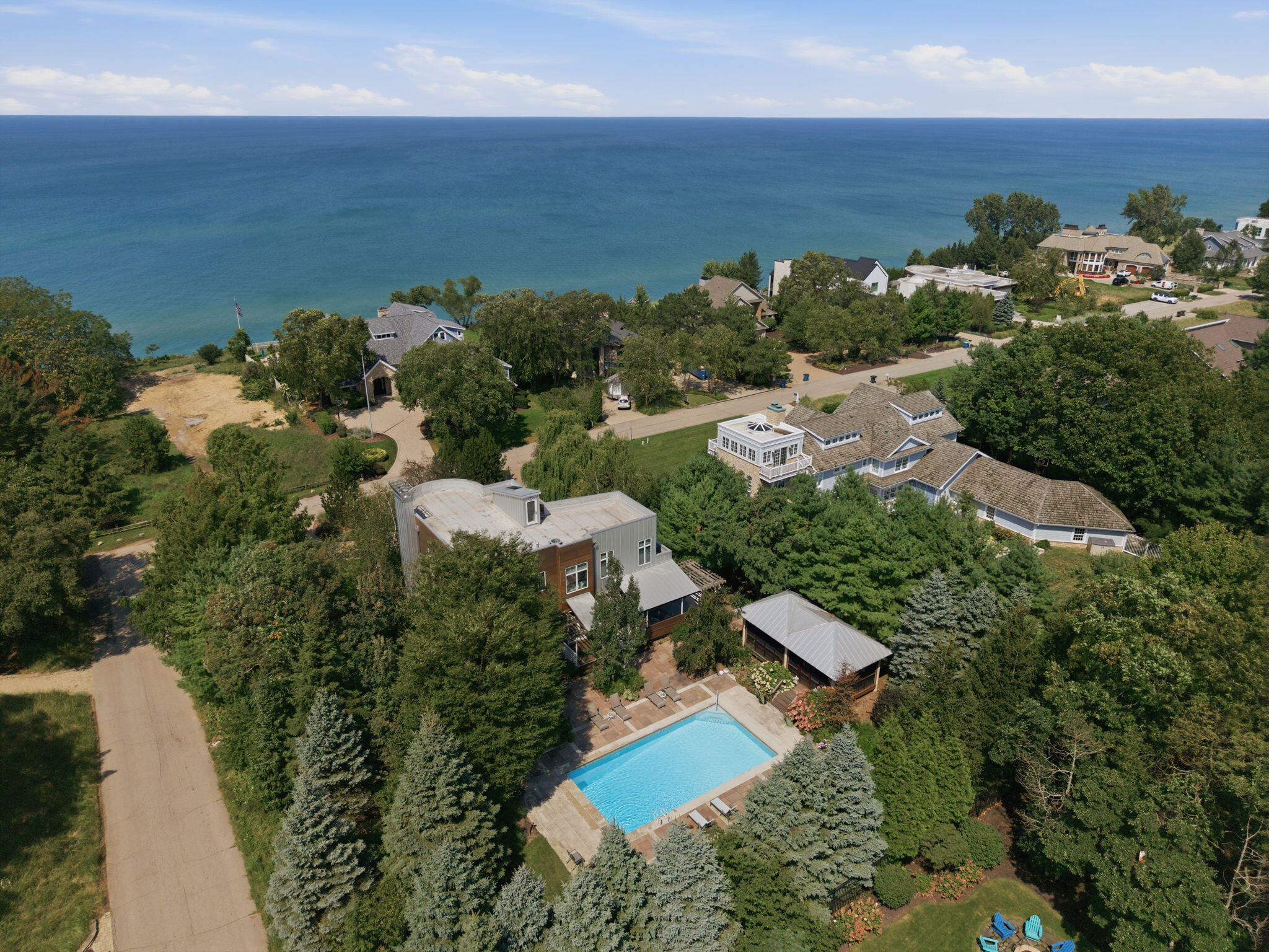51108 Lake Park Drive — photo