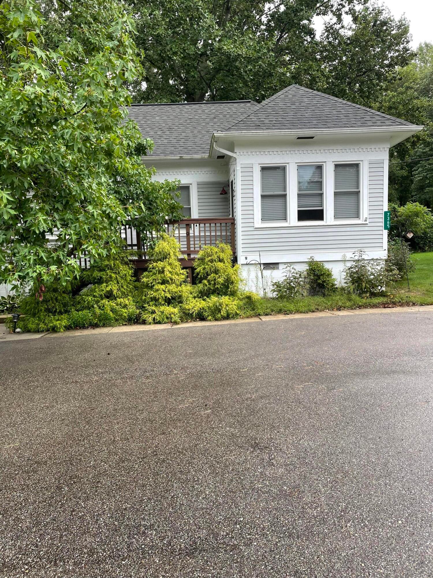 7365 North Shore Drive North 9 — photo