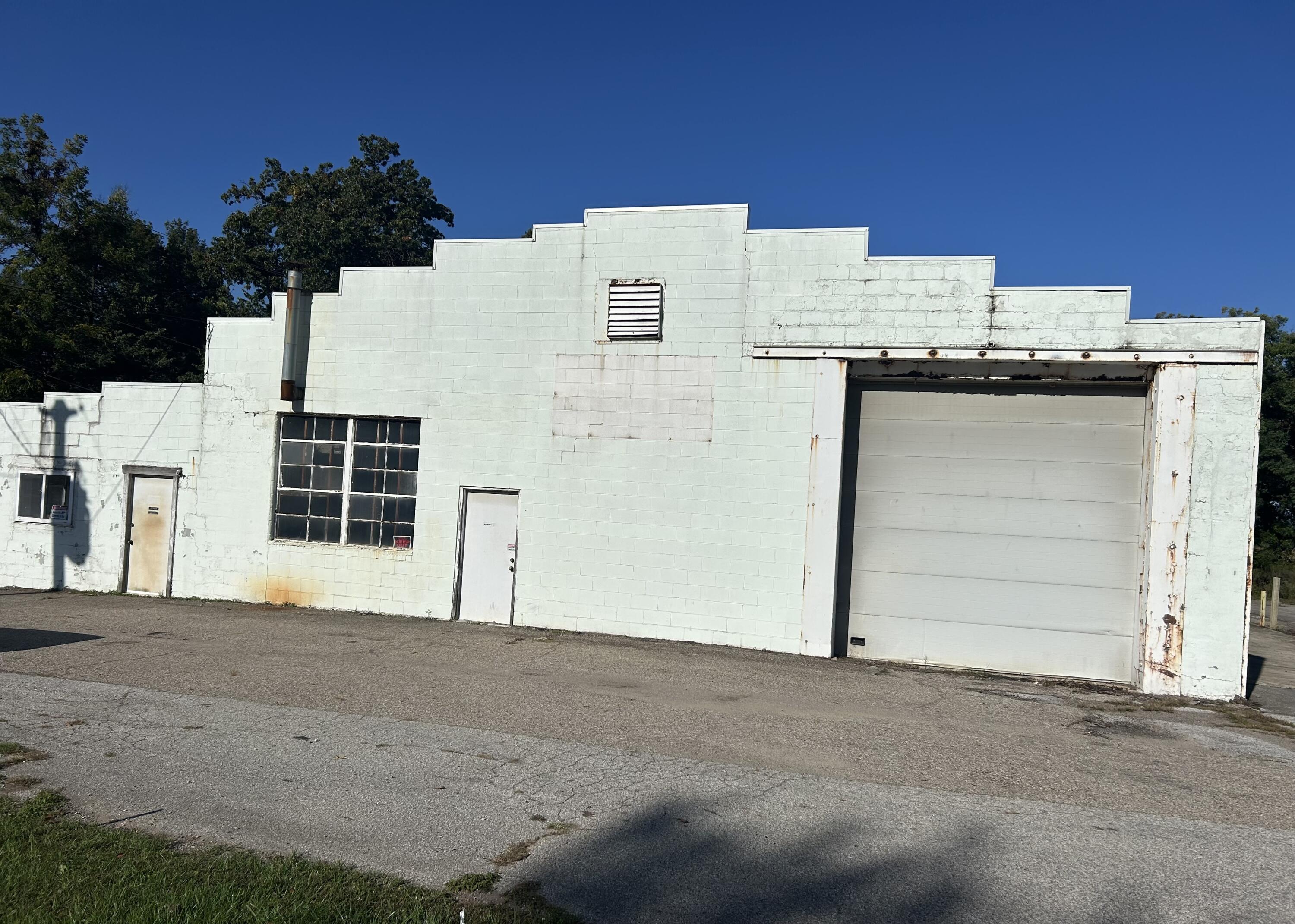 60060 M 51 S — photo