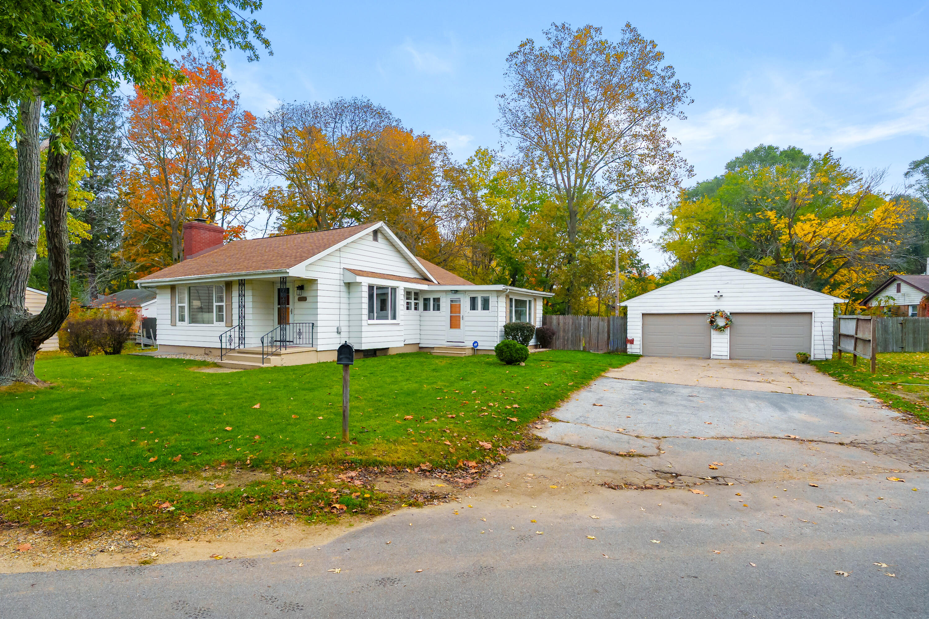 1753 E Ogden Circle — photo