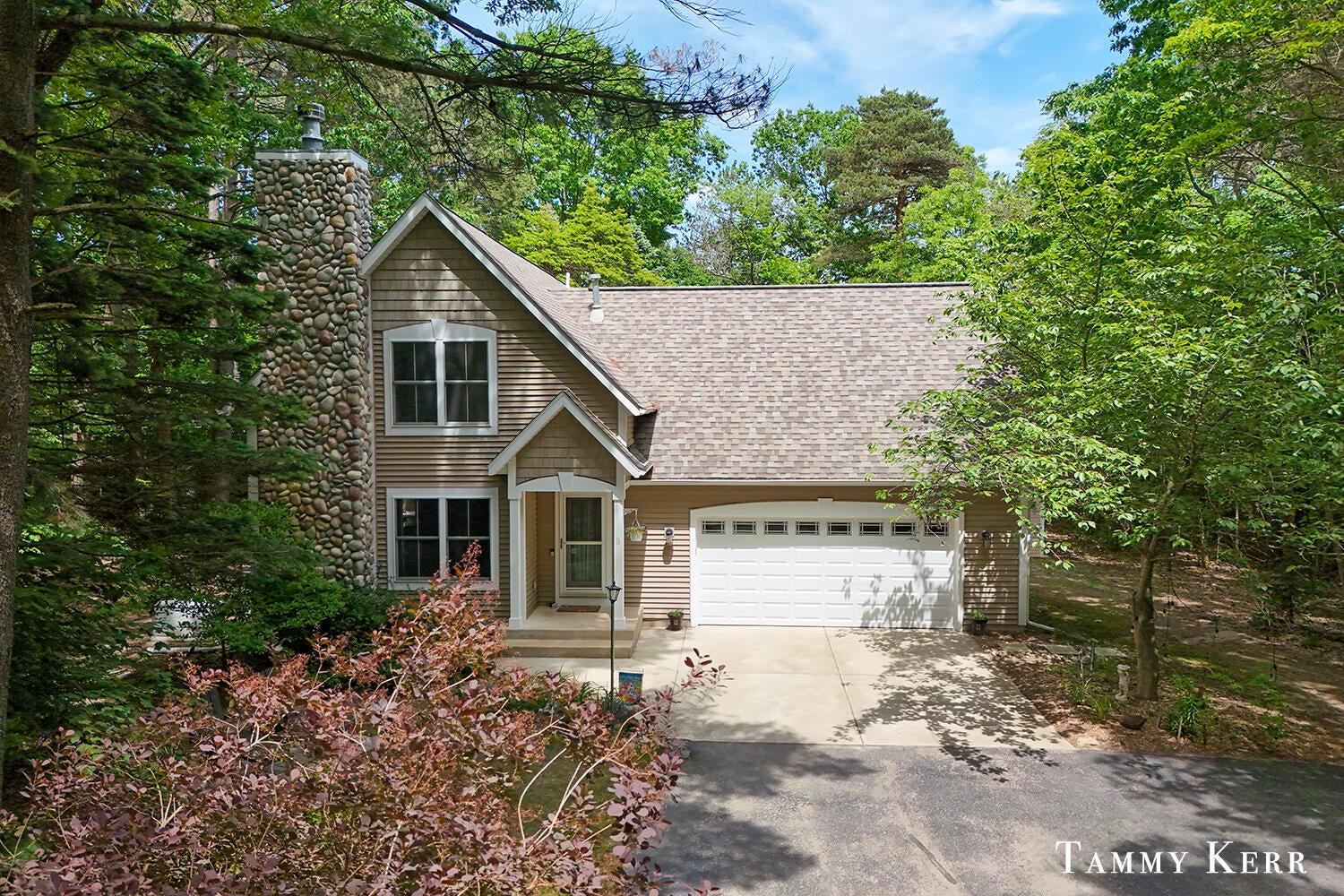 2339 Forest Trail Circle — photo