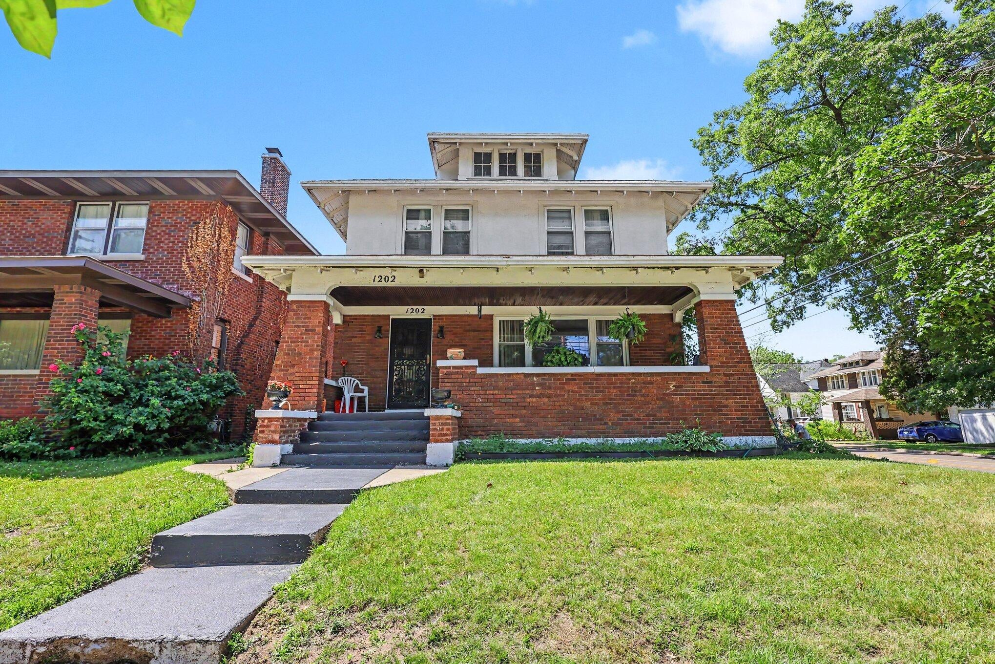 1202 Alexander Street SE — photo