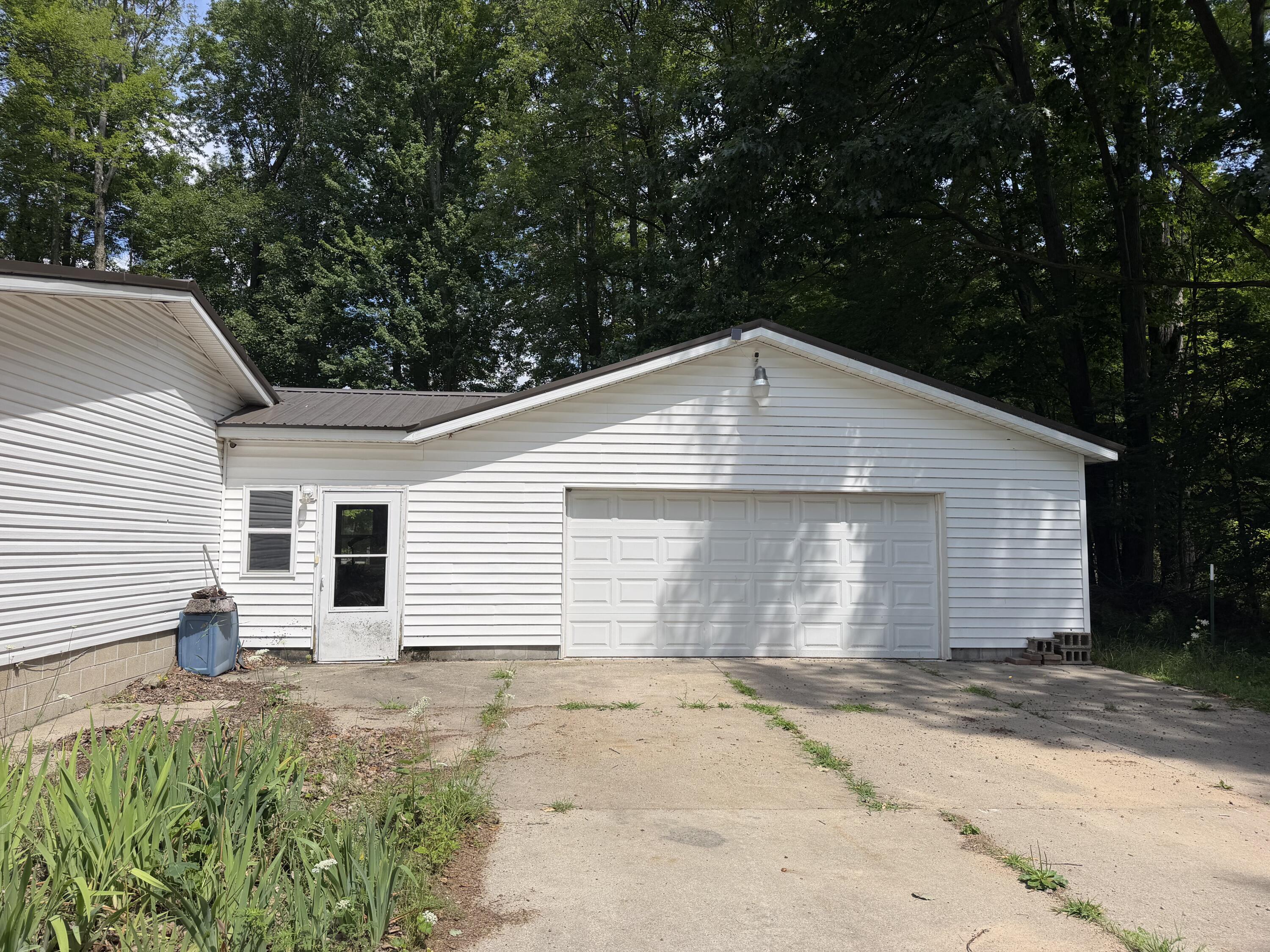 5692 E Loop Road, NewfieldTownship_Oceana, Michigan 49421 — photo 2