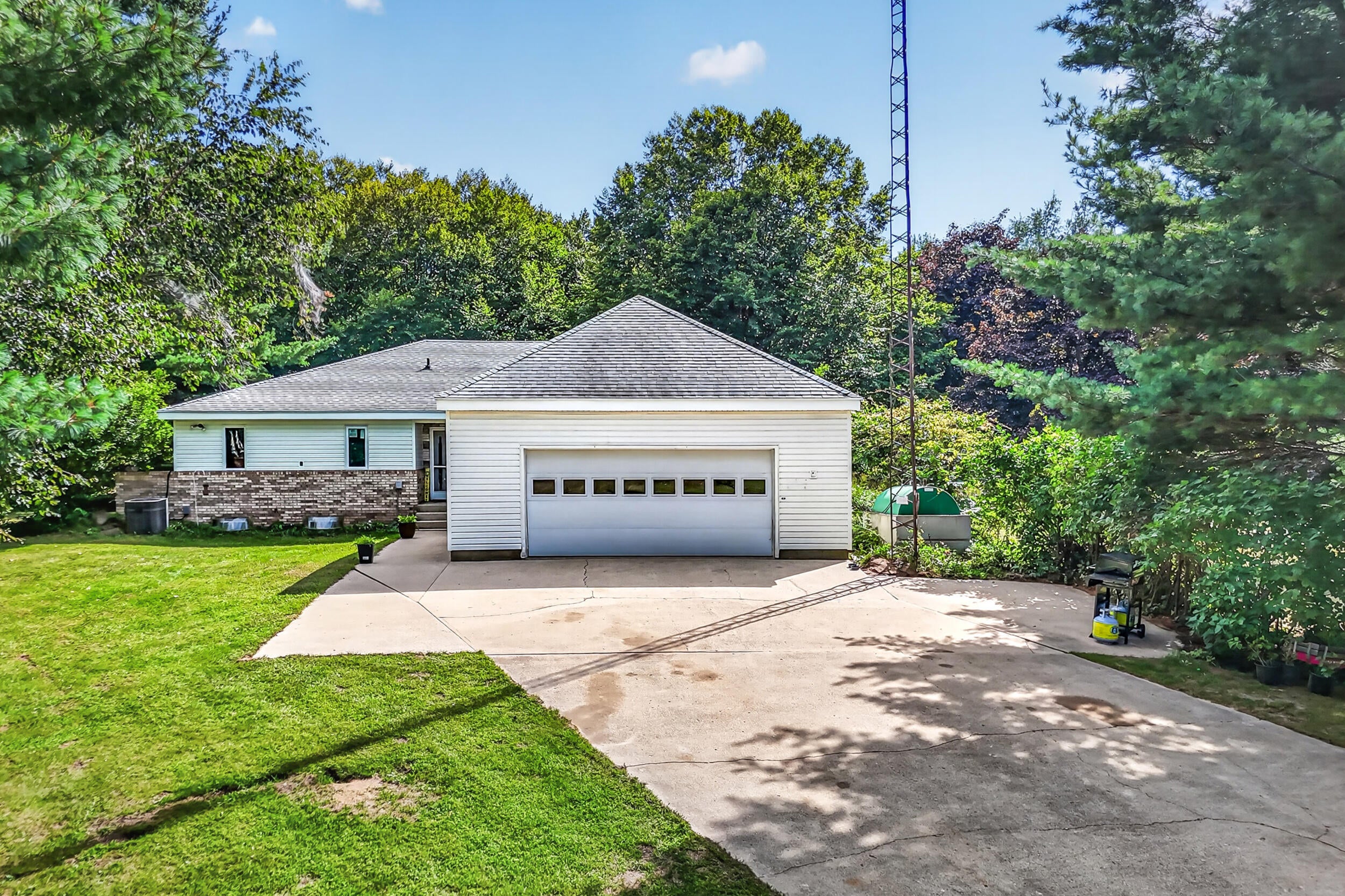 8183 W Cleveland Road — photo