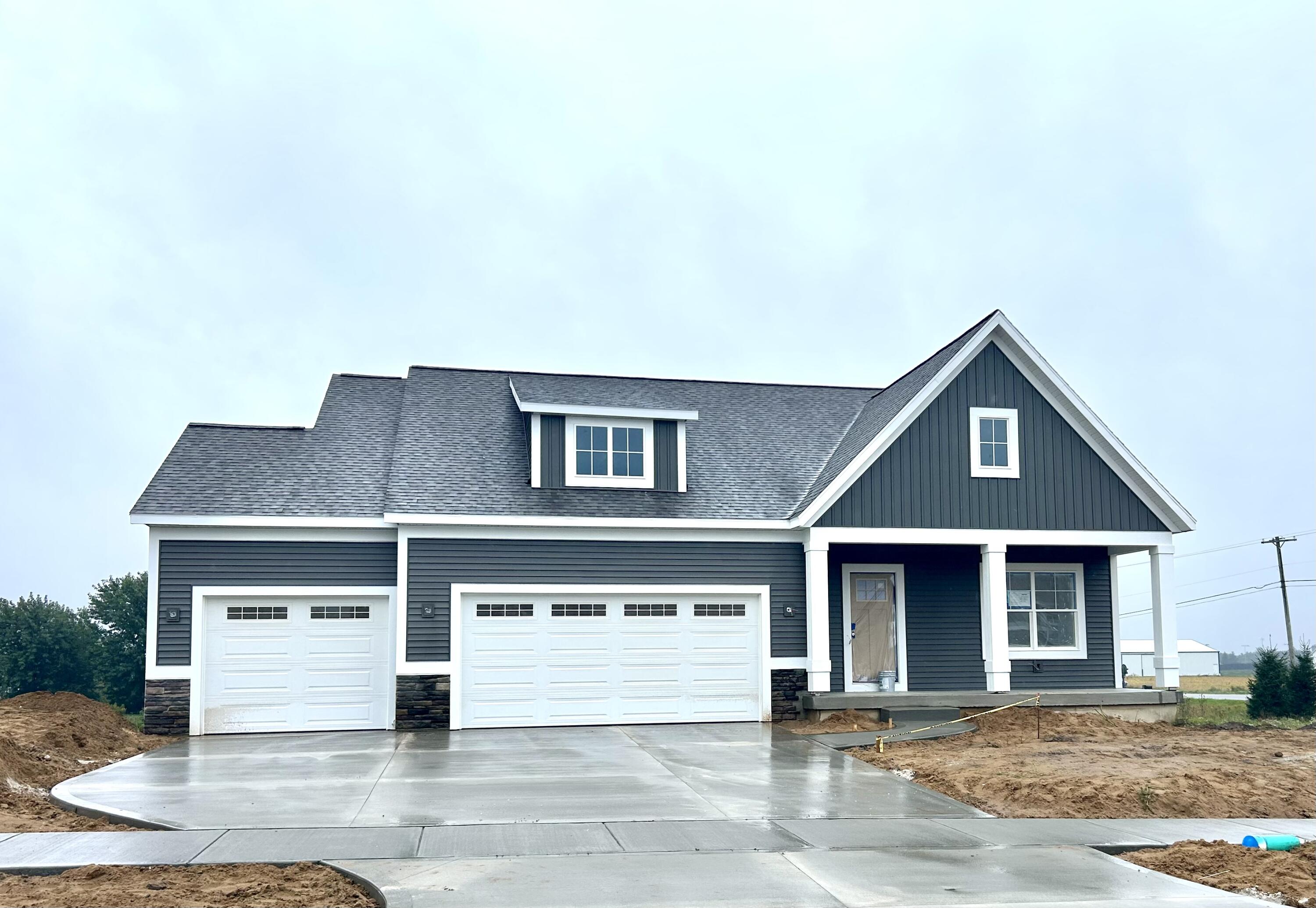 9572 Fields Drive Unit: Unit 38 — photo